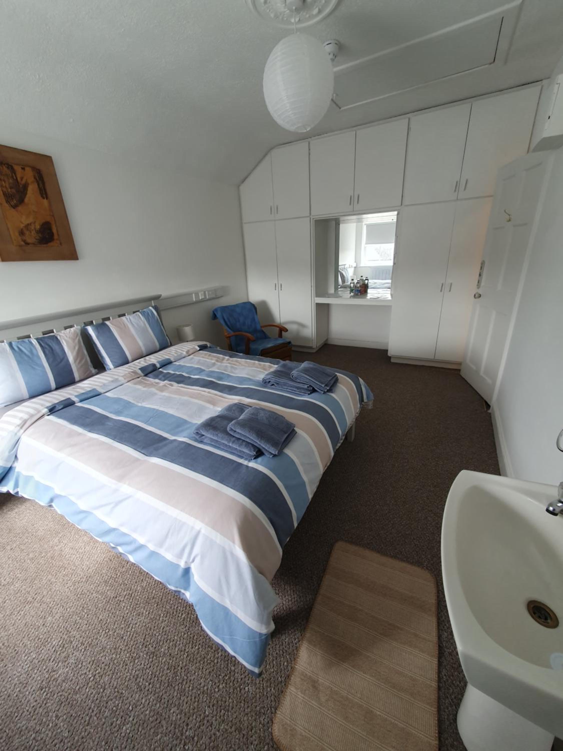 Large Double Room photo 2