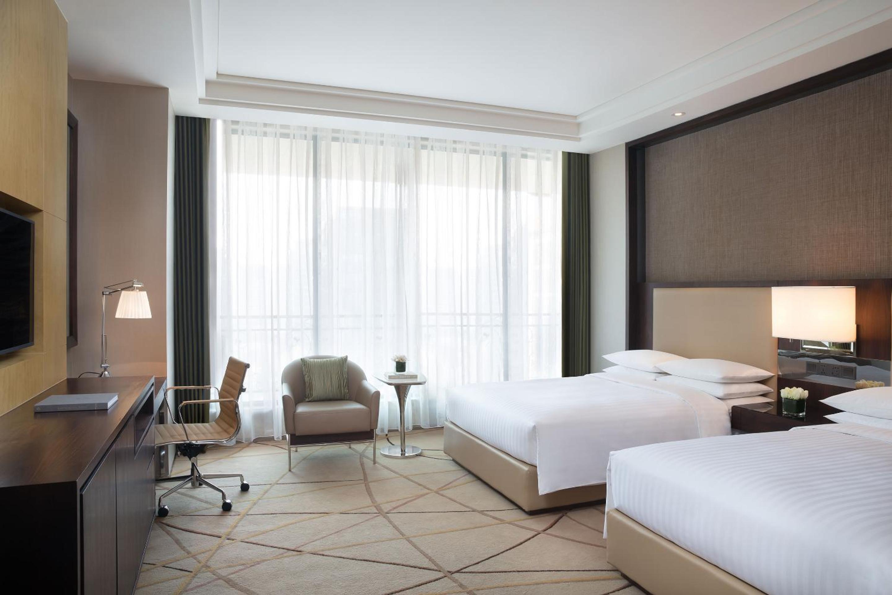 Premier Twin Room