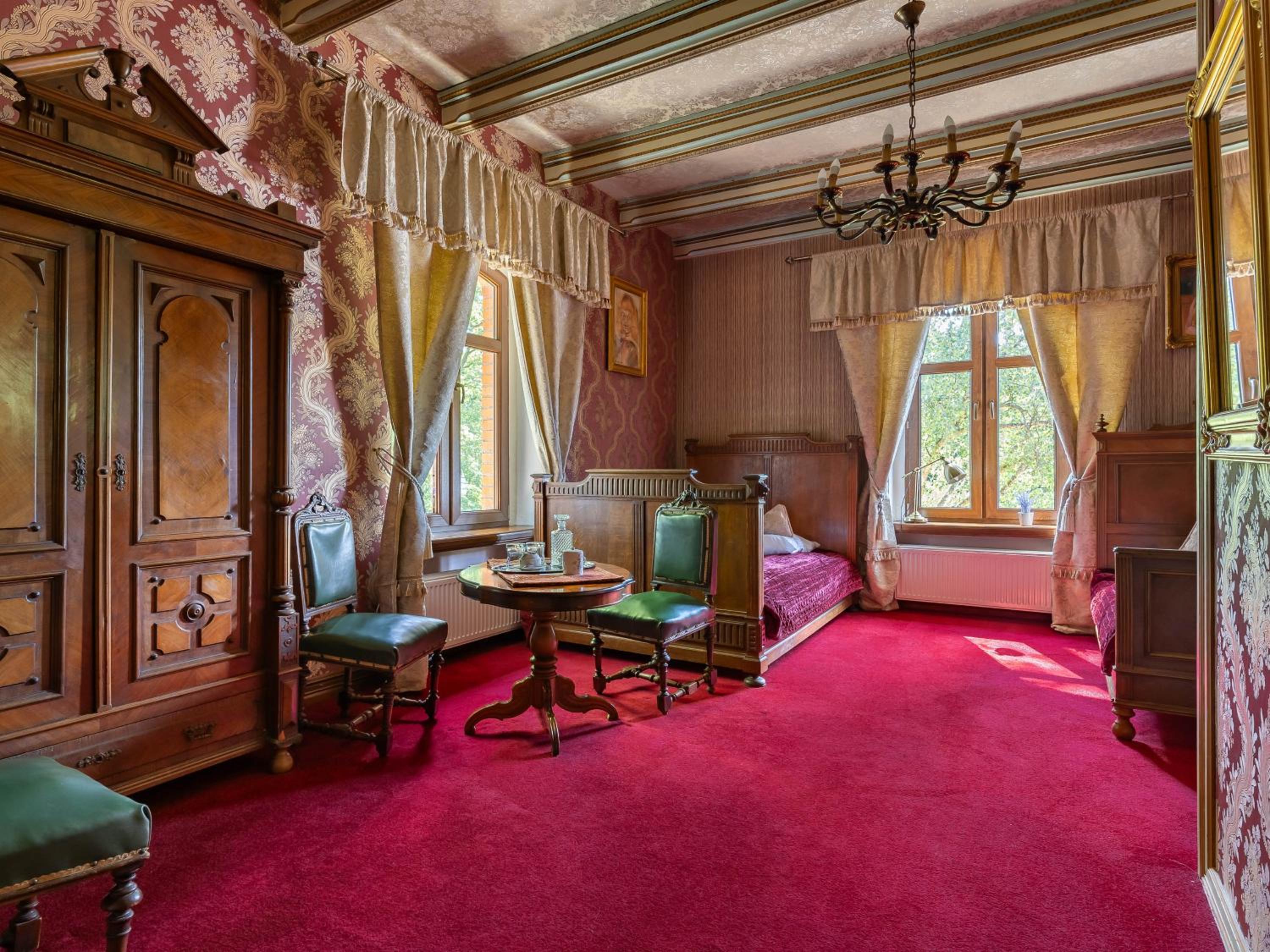 Twin Room - Photo 4