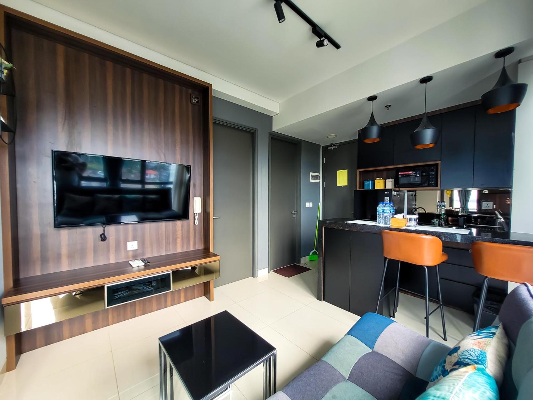 Suite with Balcony - Photo 3