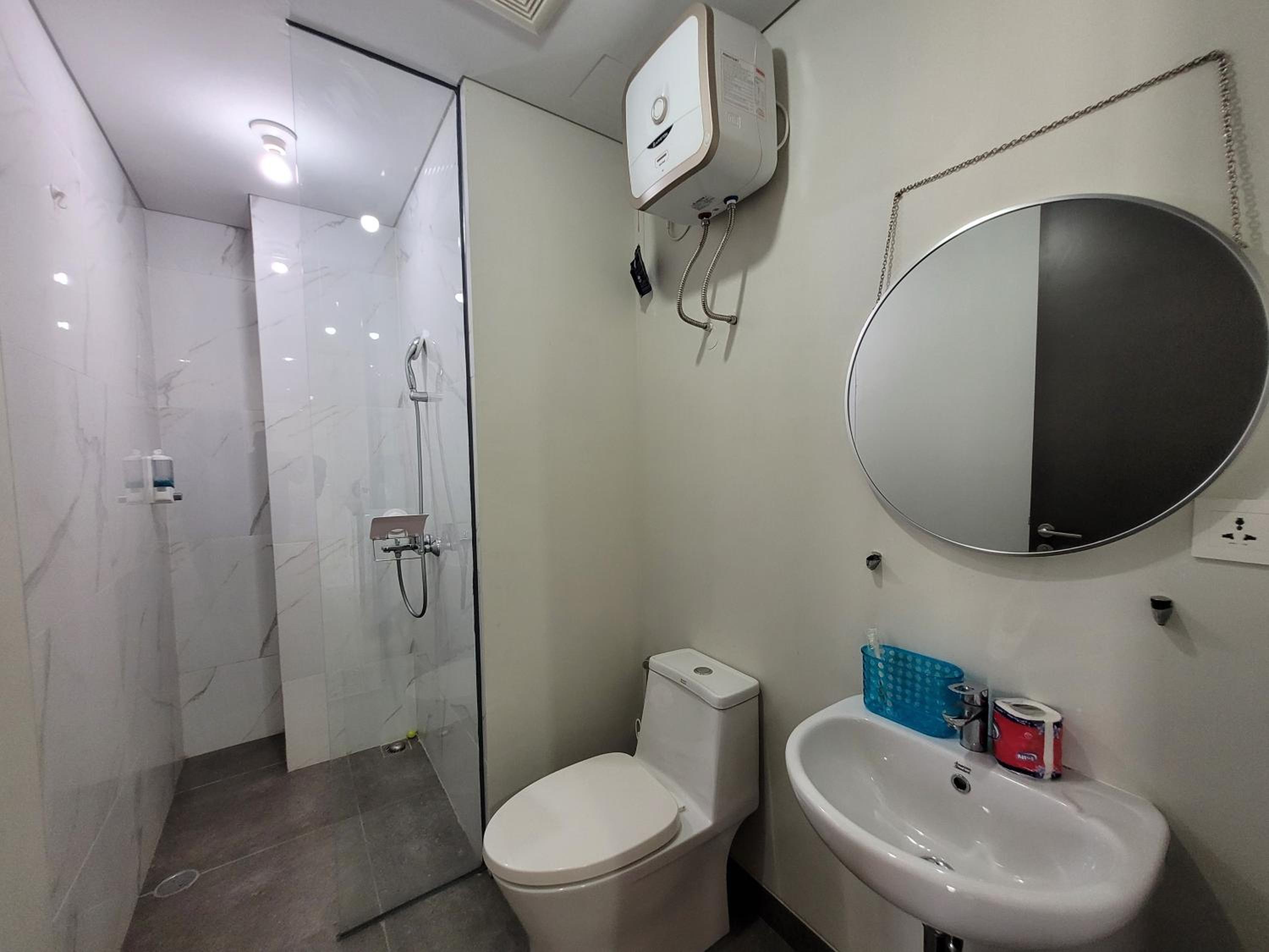 Three-Bedroom Apartment - Photo 12