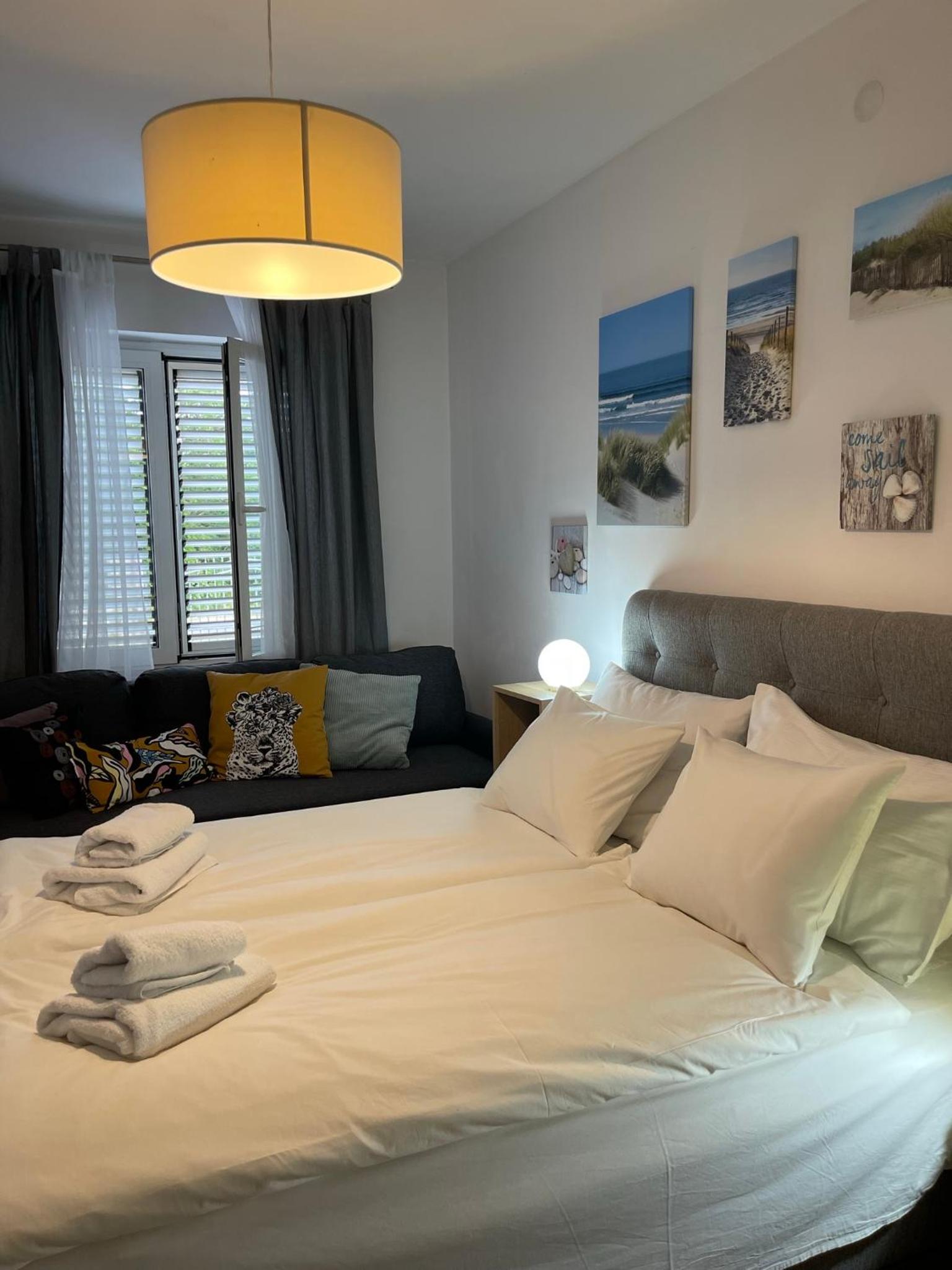 Studio Apartment photo 1
