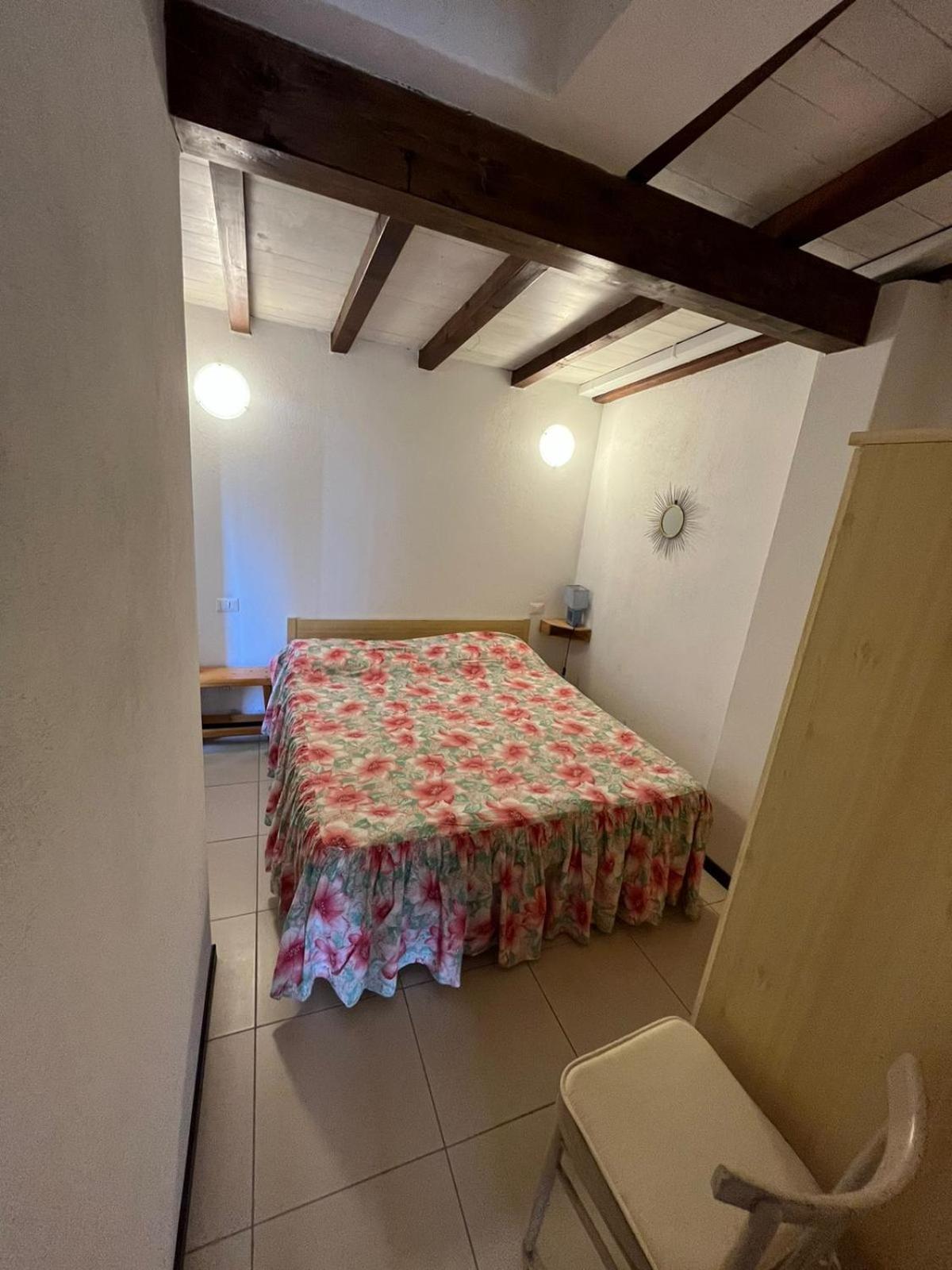 Two-Bedroom House photo 3