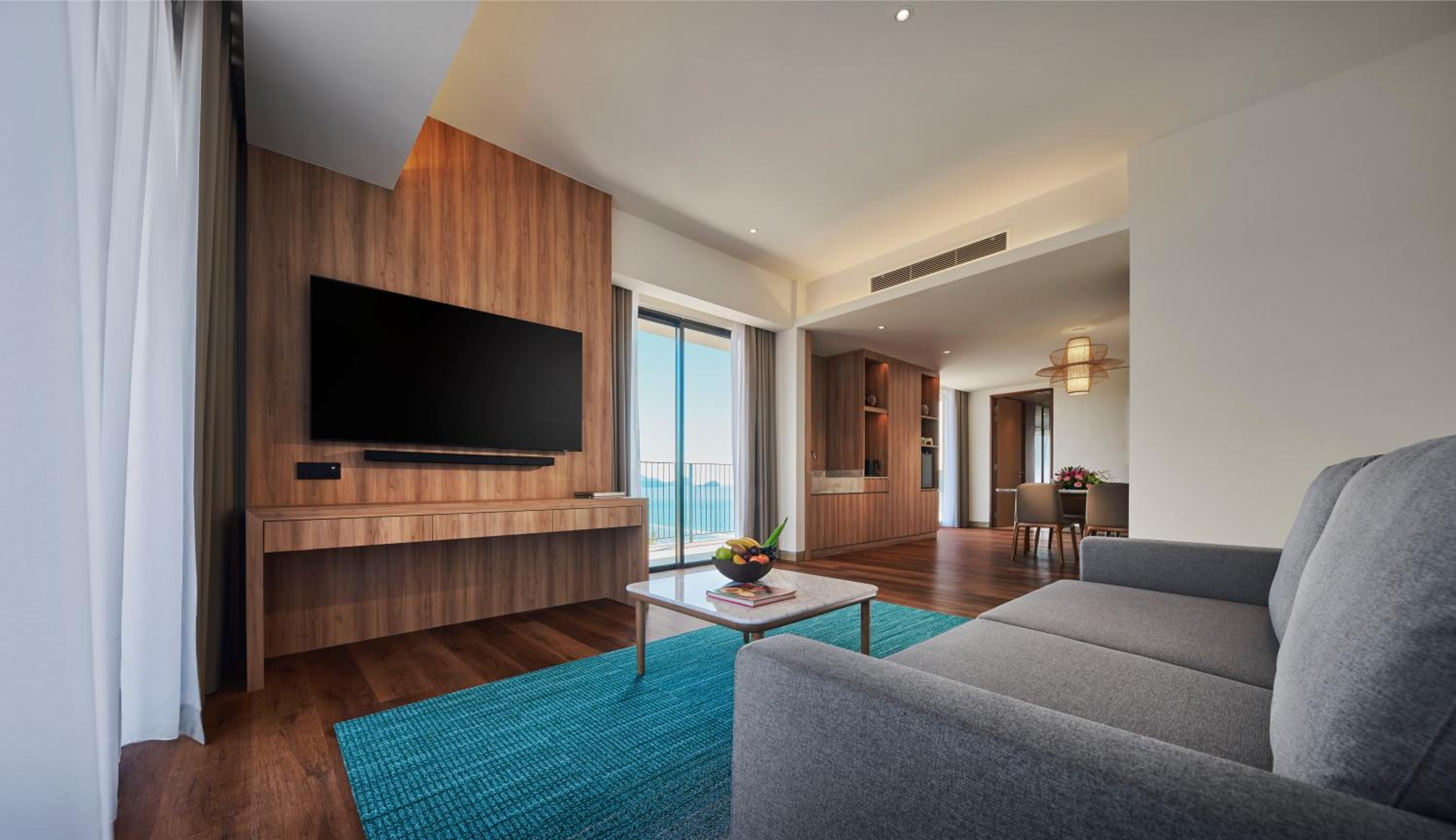Two Bedroom Premier Ocean View Suite - Photo 3