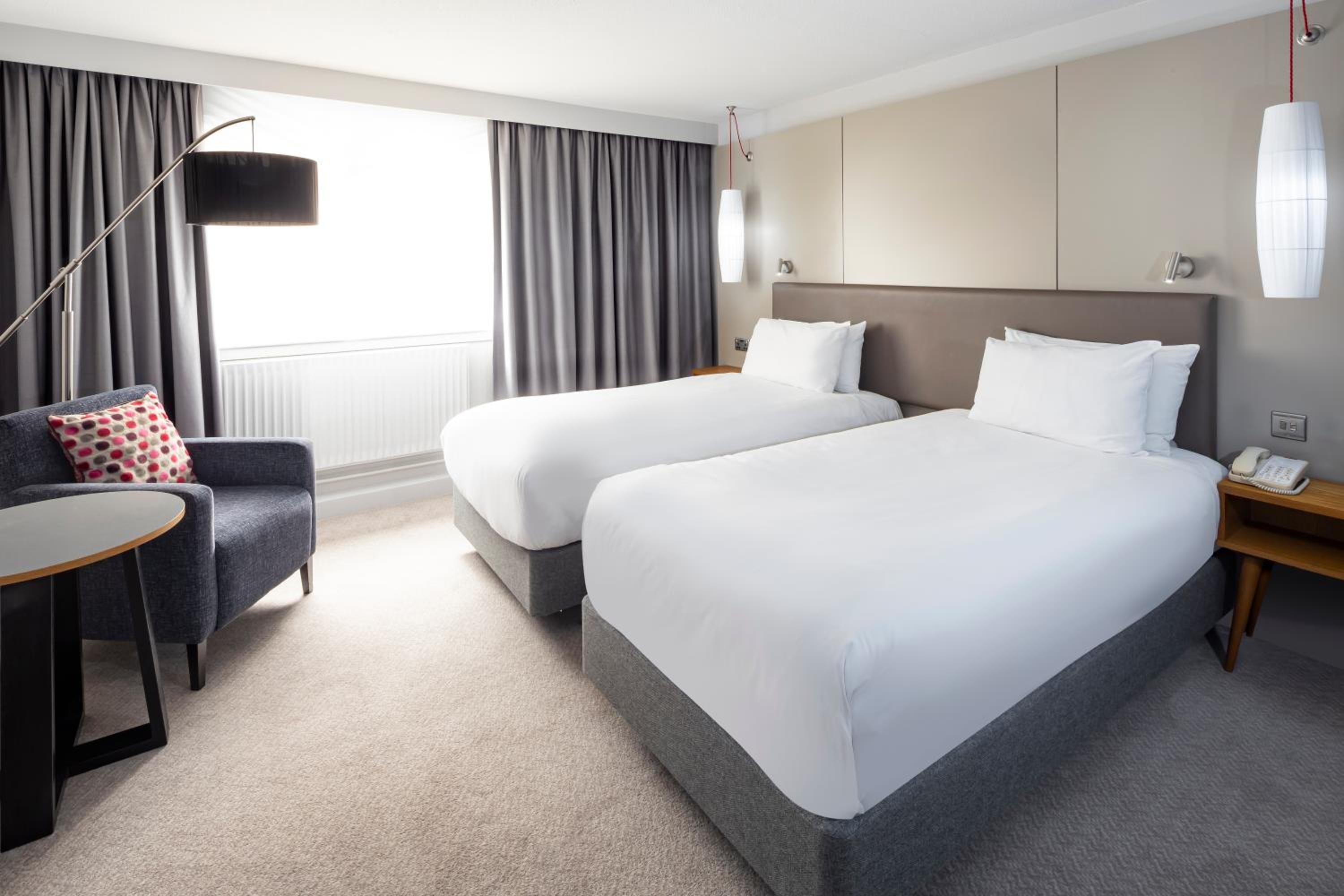 Premium Twin Room - Photo 14