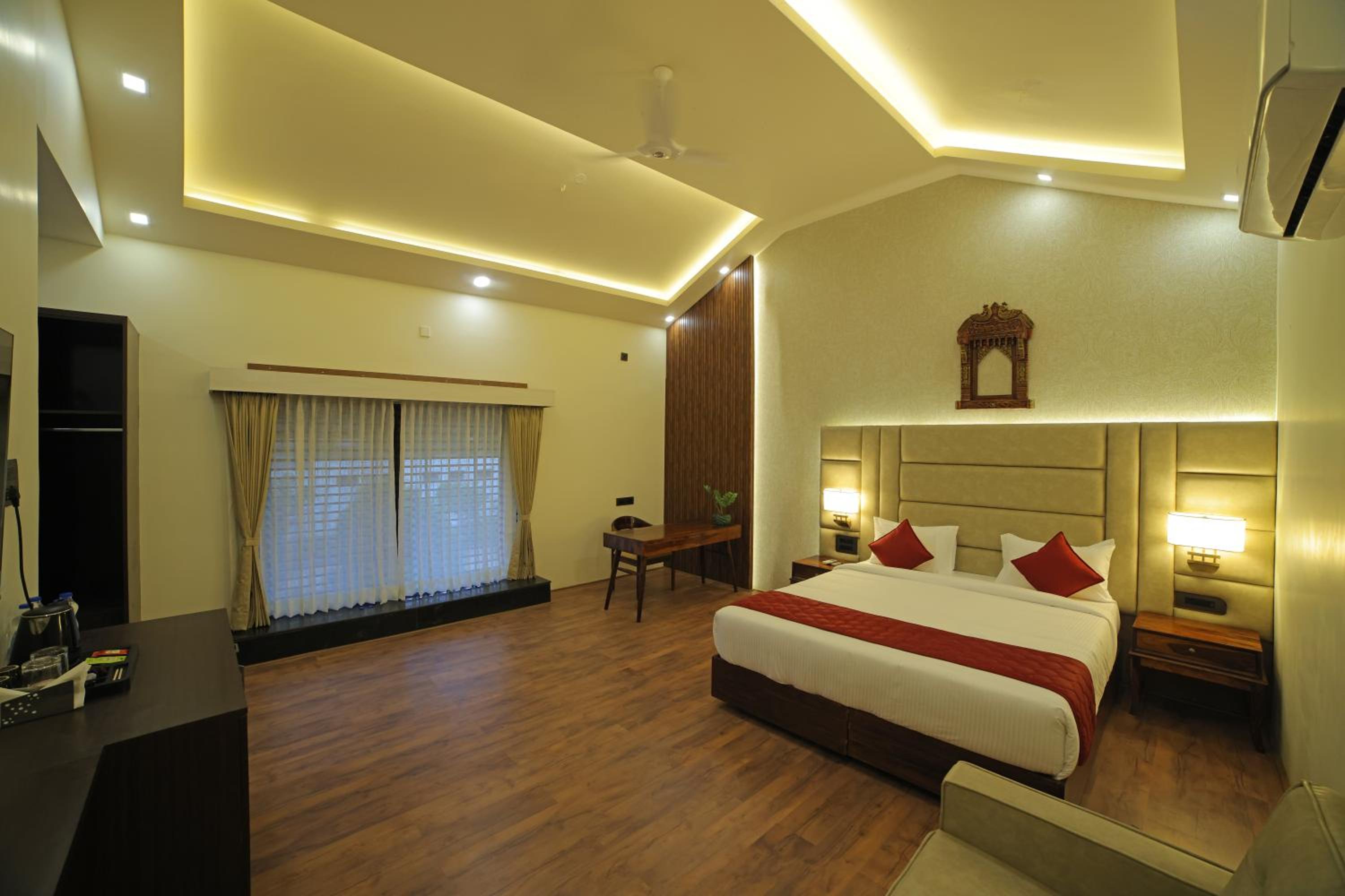 Suite with Garden View - Photo 11