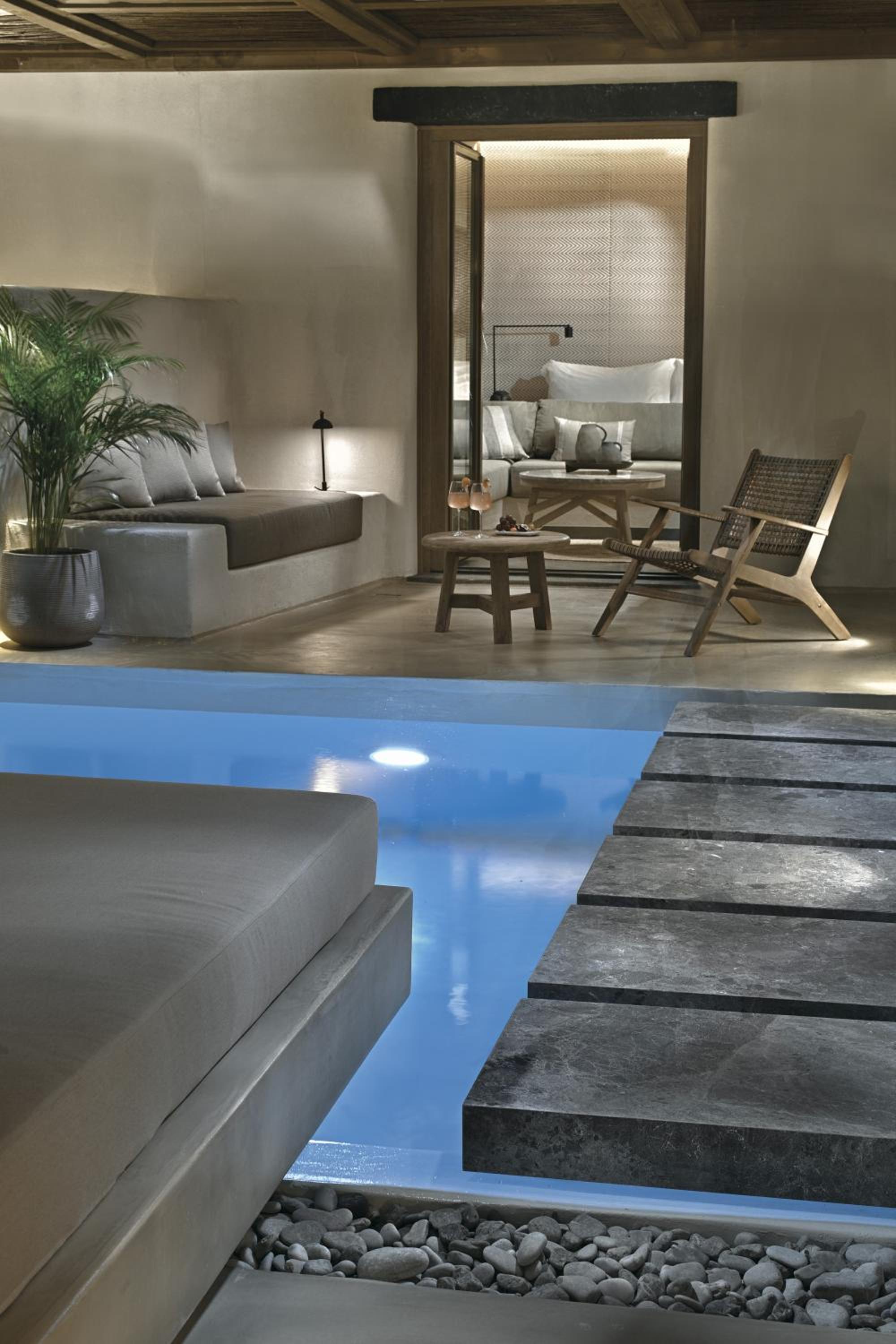 Suite with Private Pool (Non Smoking) photo 1
