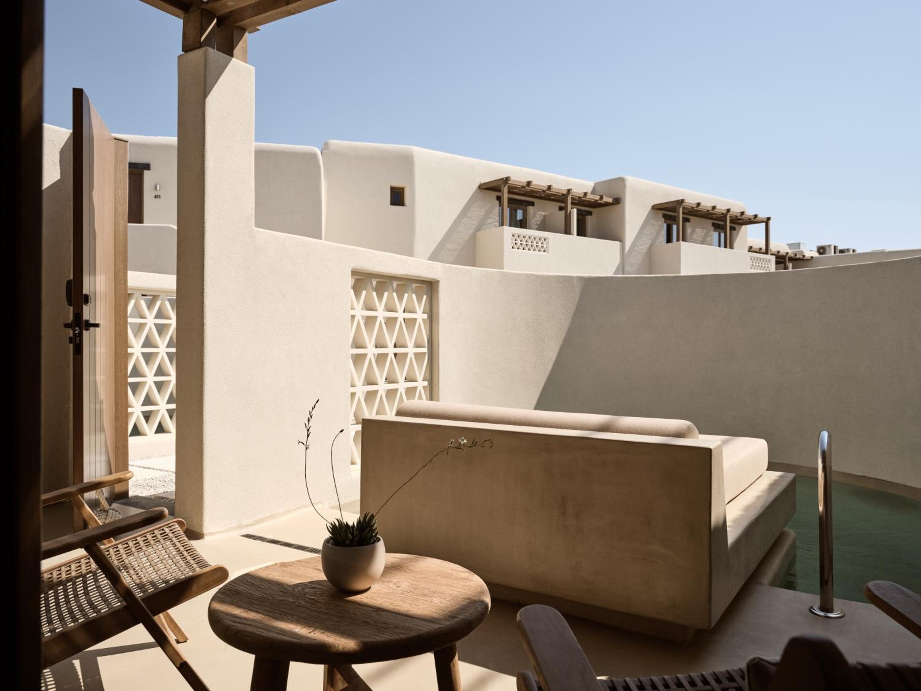 Suite with Private Pool (Non Smoking) photo 3