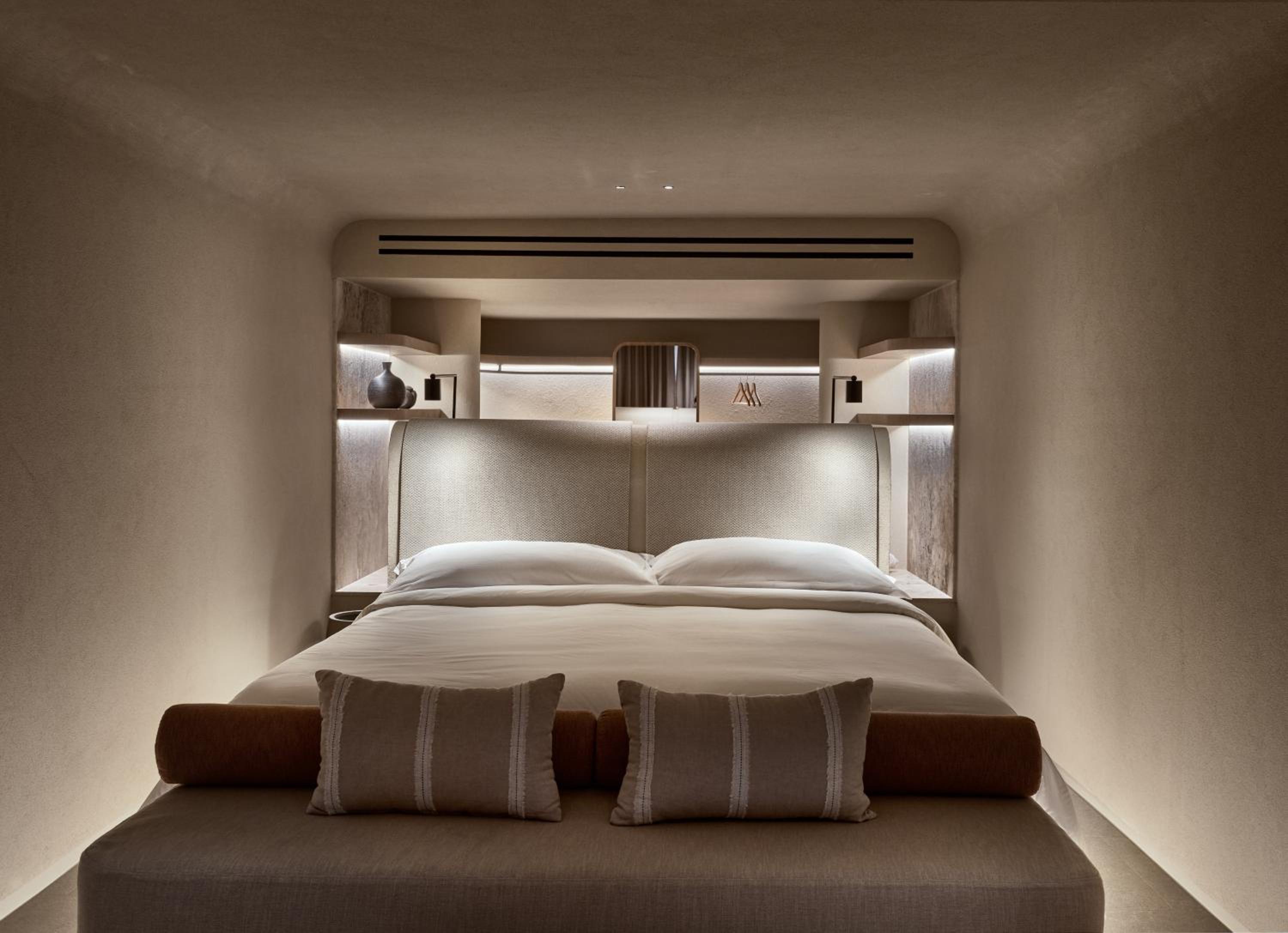 Suite with Plunge Pool (Non Smoking) photo 1