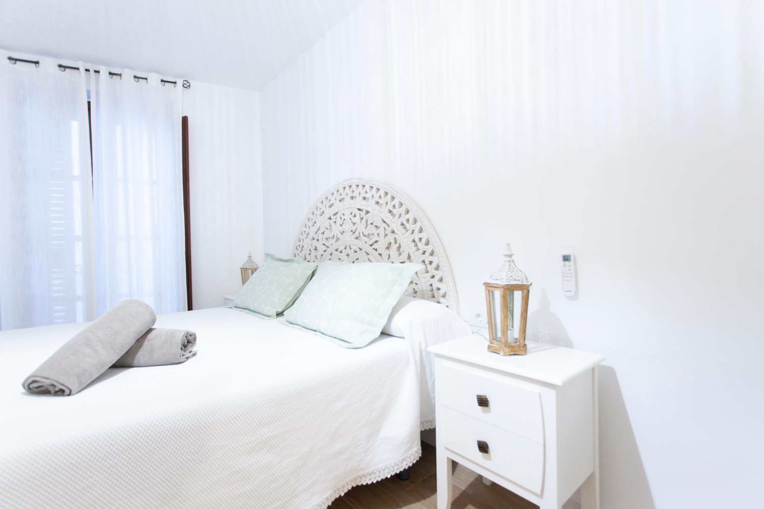 Double Room with Private Bathroom - Photo 5