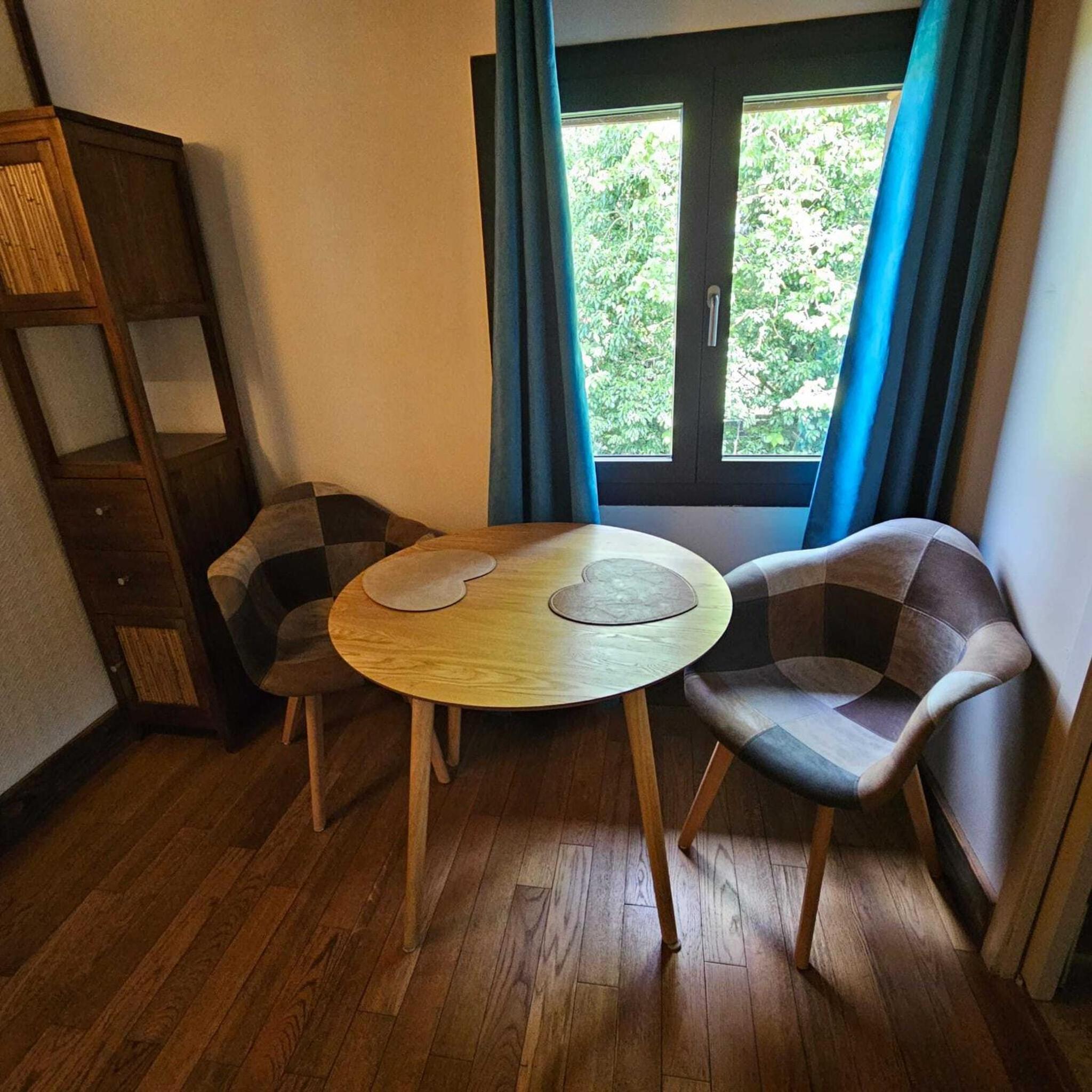 Melba Room - Photo 2