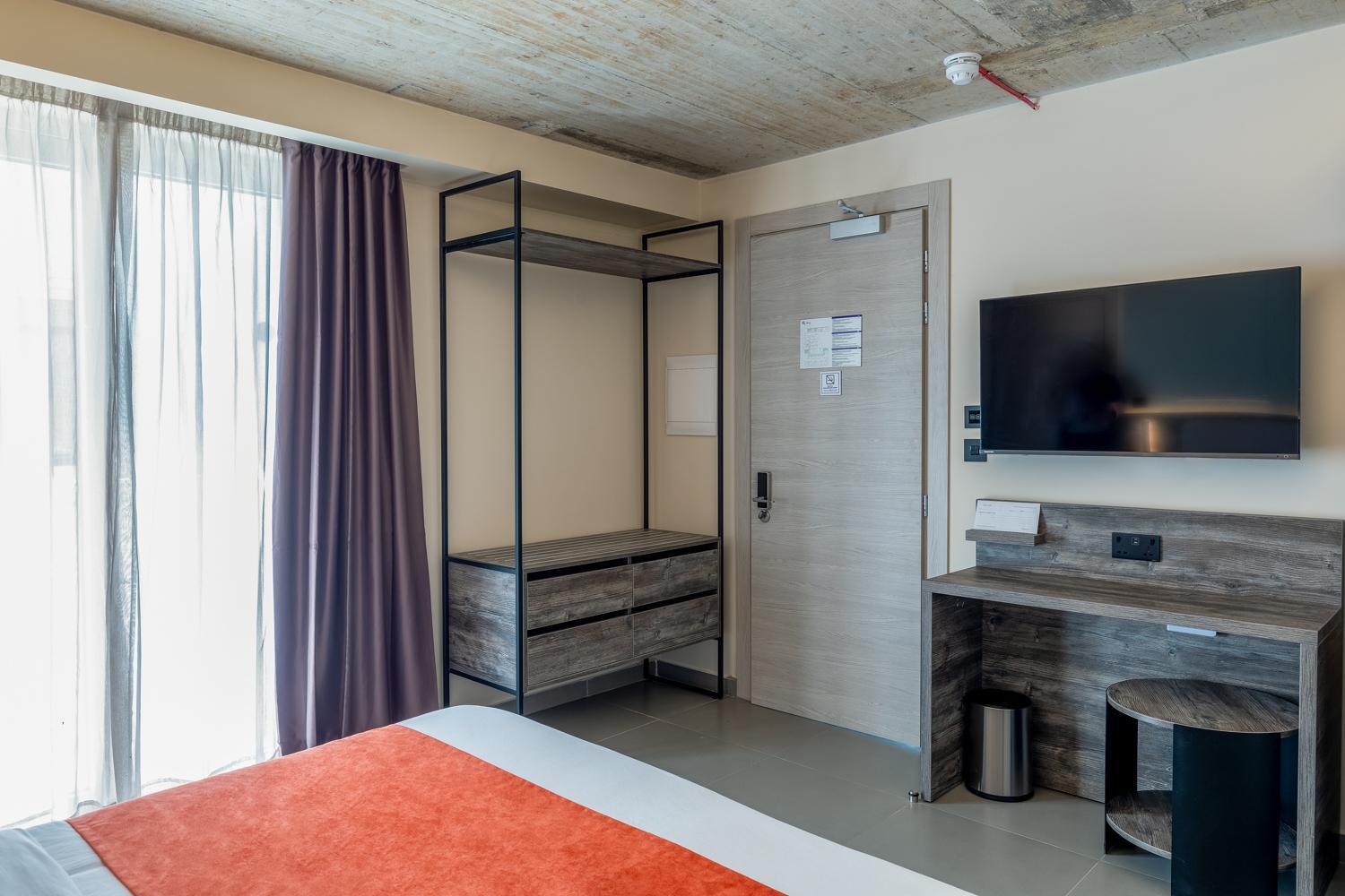 Standard Double or Twin Room with Side Sea View