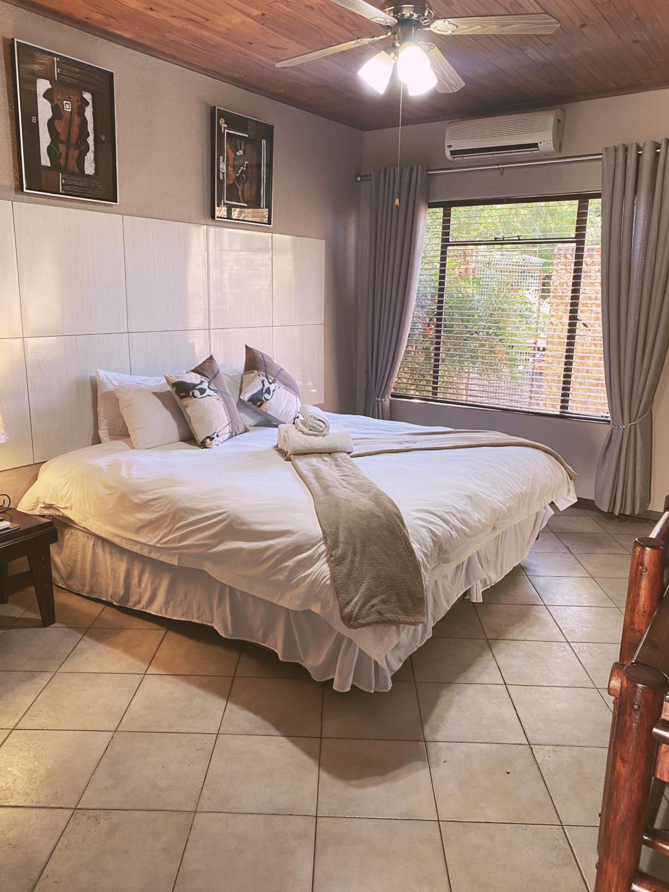 Deluxe Double or Twin Room photo 2