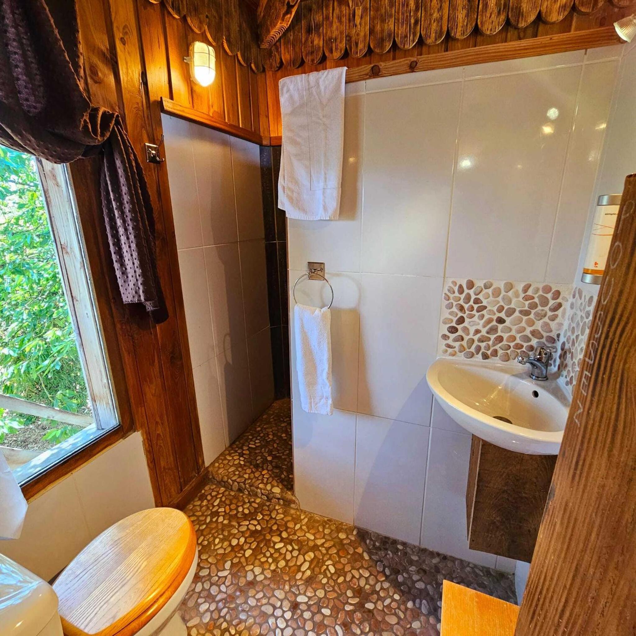 Perched Tree House - La Grande Ourse - Photo 12
