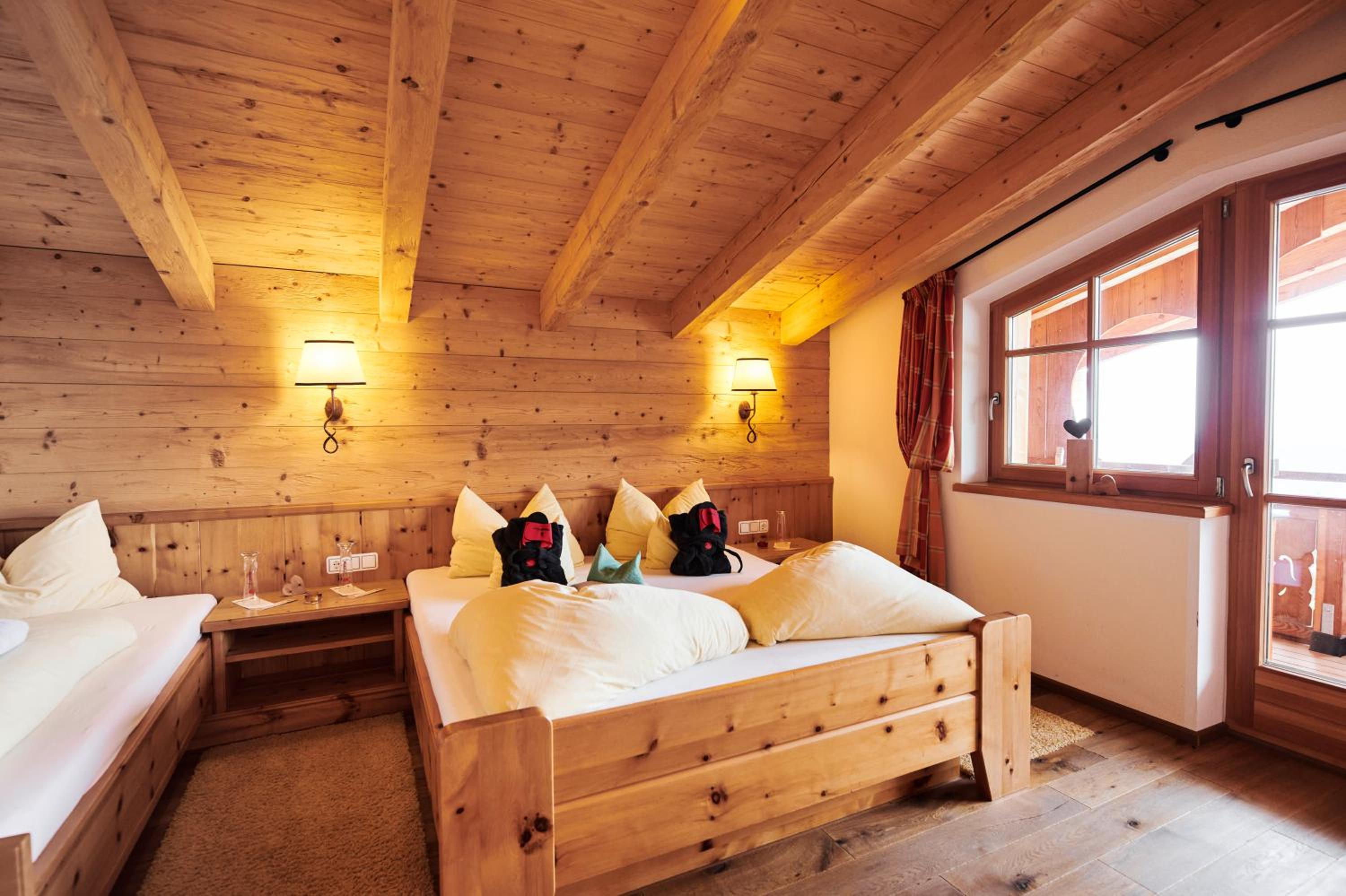 Suite with Mountain View