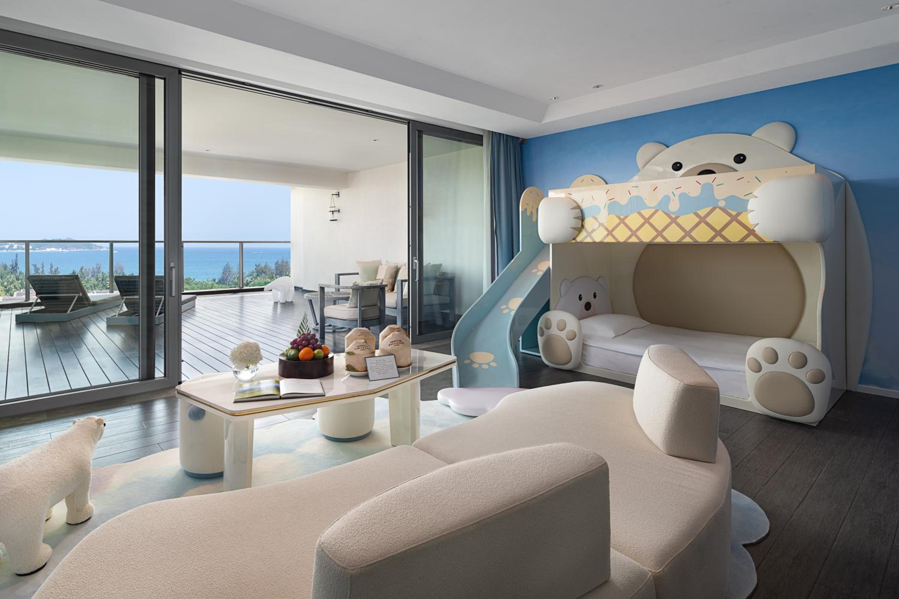 Rosewood Summer Family Package - Ocean View Family Two Bedroom Suite（1 Kid's Activity for once+Daily Sunset Happy Hour experience）
