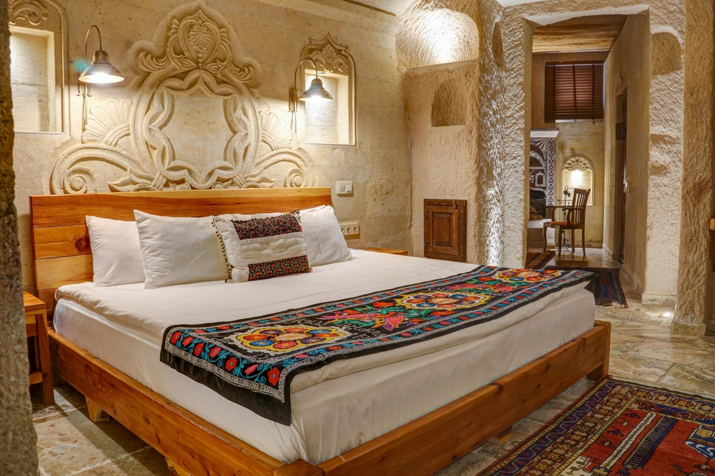 Superior Cave Suite  - Photo 6