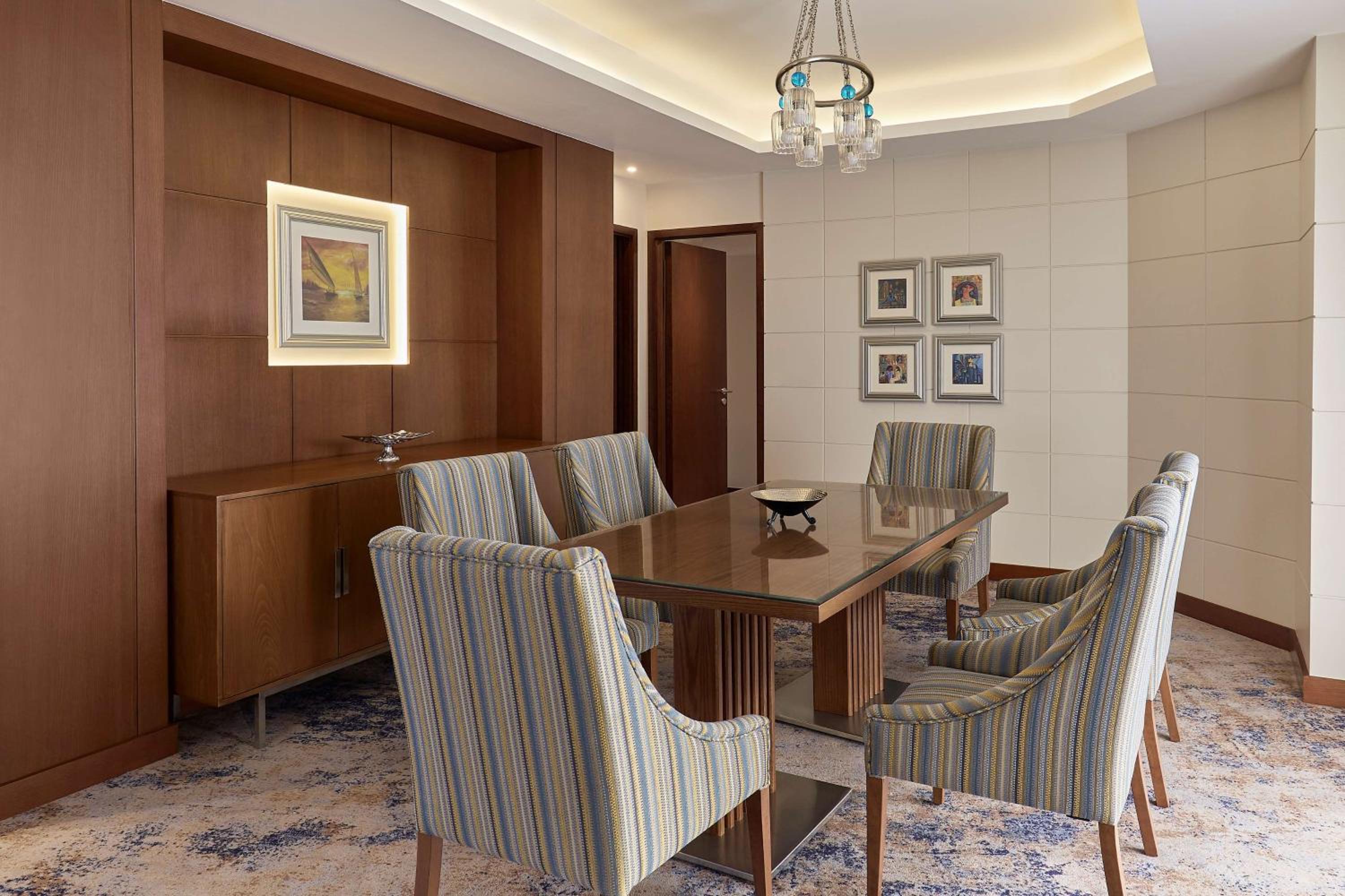 Panoramic Suite