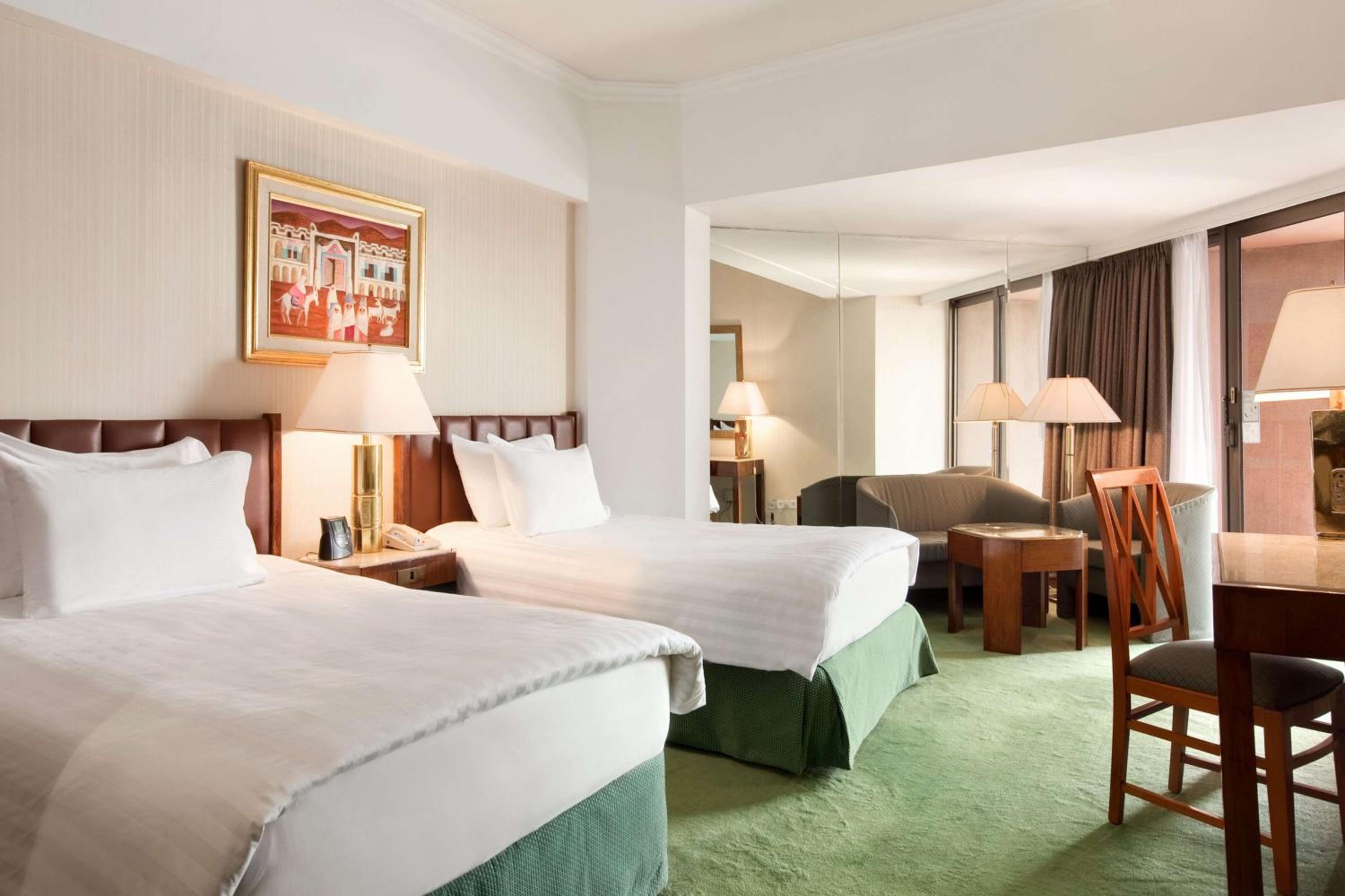 Twin Room with City View thumbnail 5