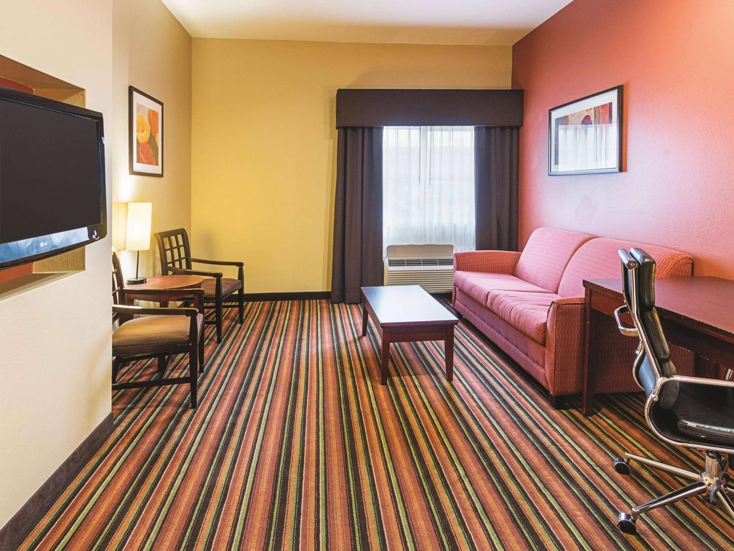 Executive King Room - Photo 2