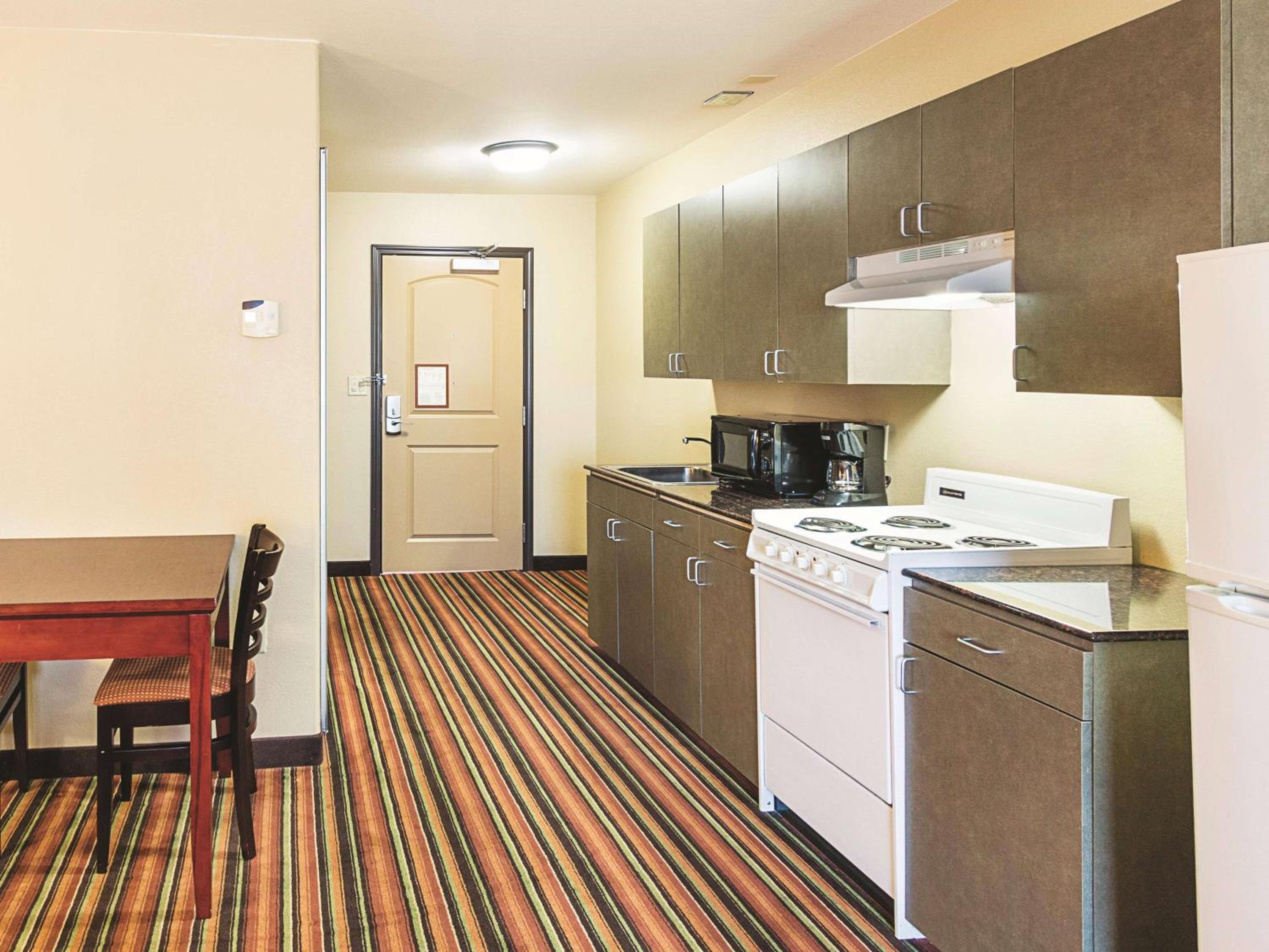 King Apartment - Non-Smoking - Photo 2
