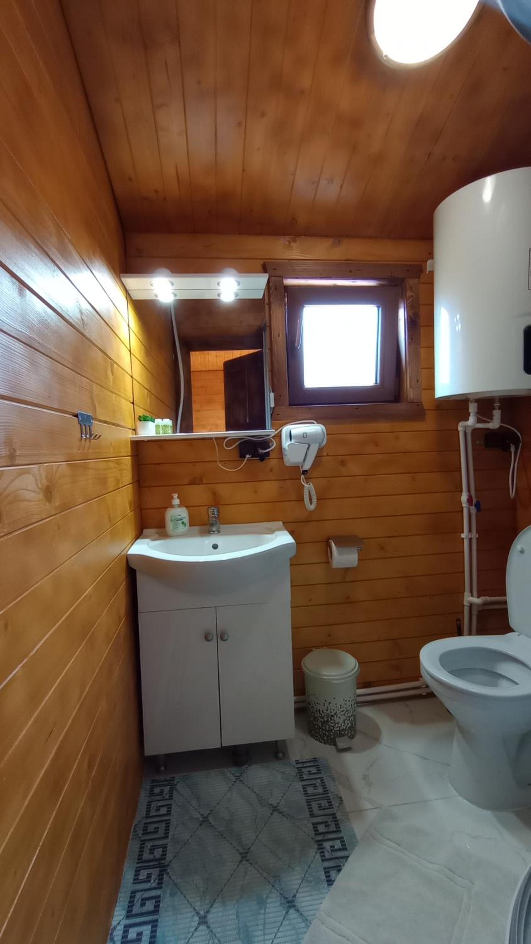 Double Room with Mountain View - Photo 45
