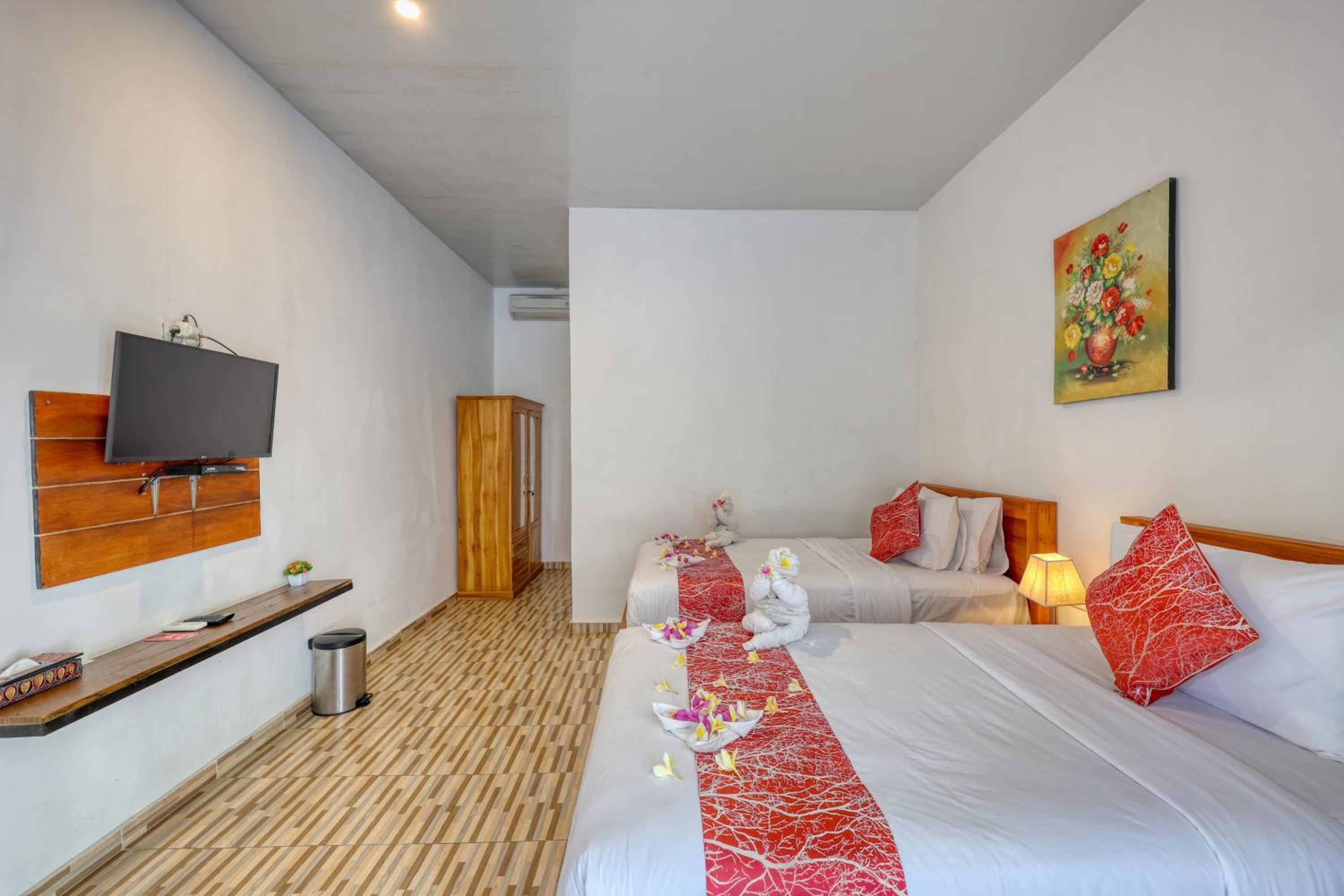 Deluxe Twin Room - Photo 10