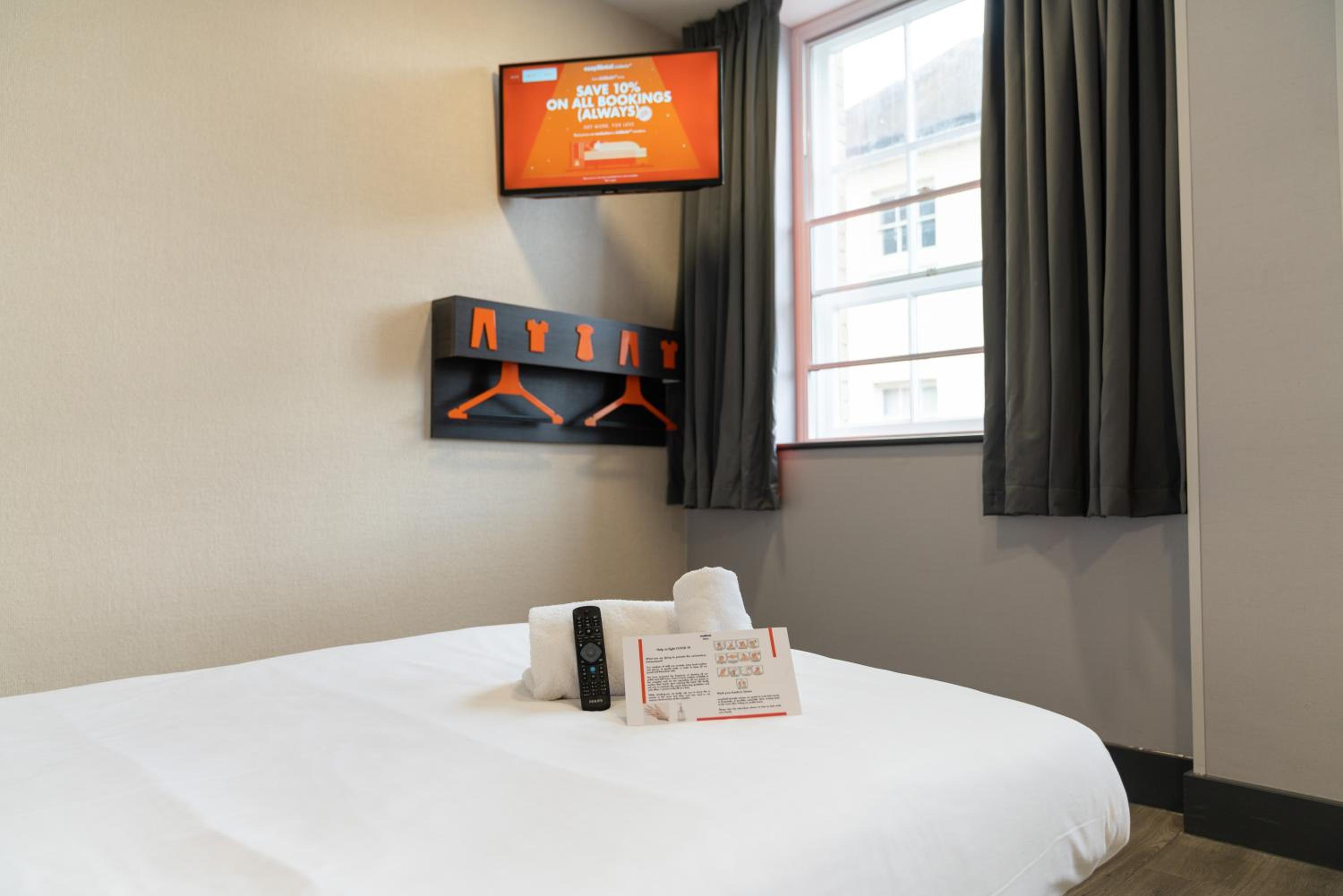 Double Room - Disability Access - Photo 15