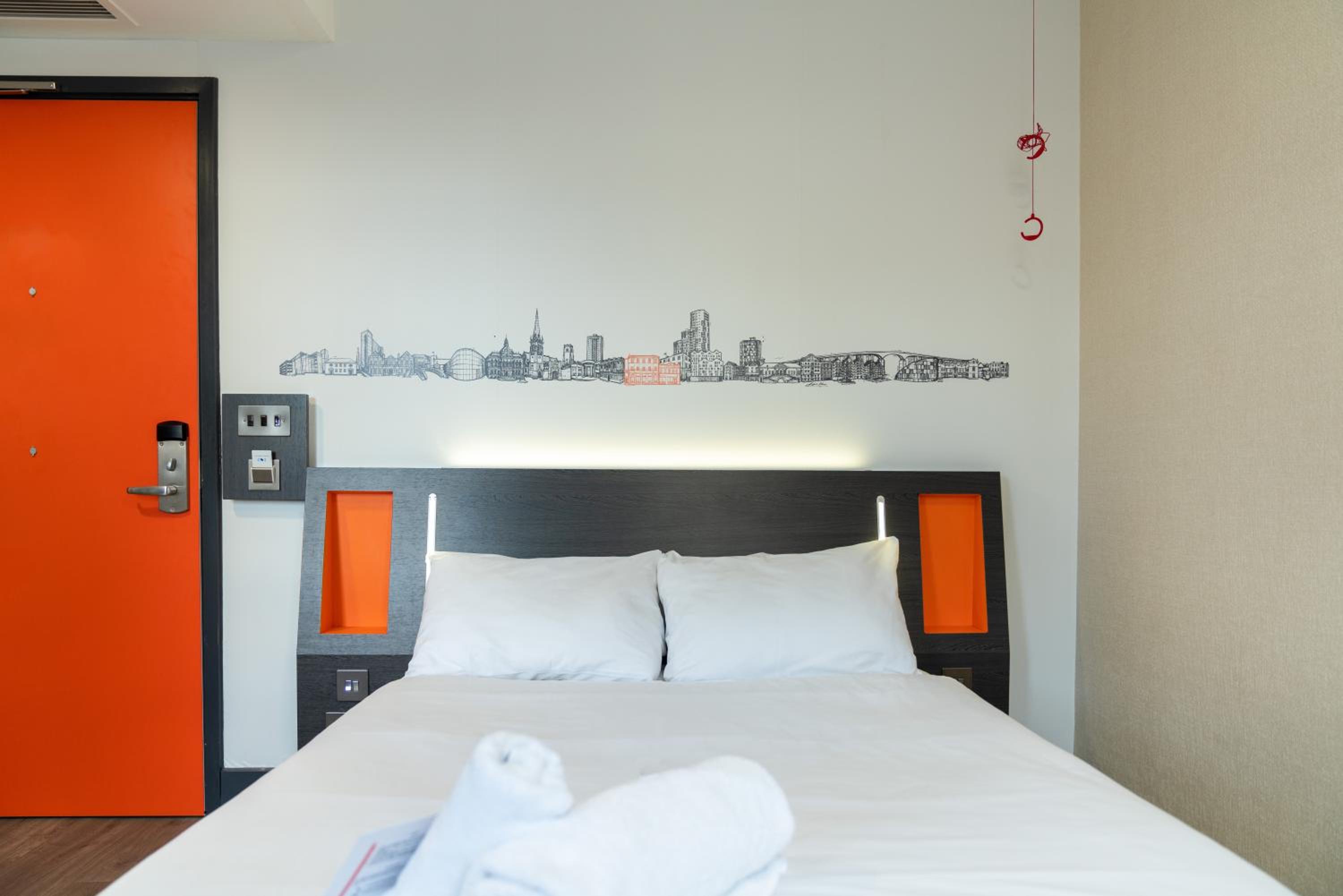Double Room - Disability Access - Photo 2