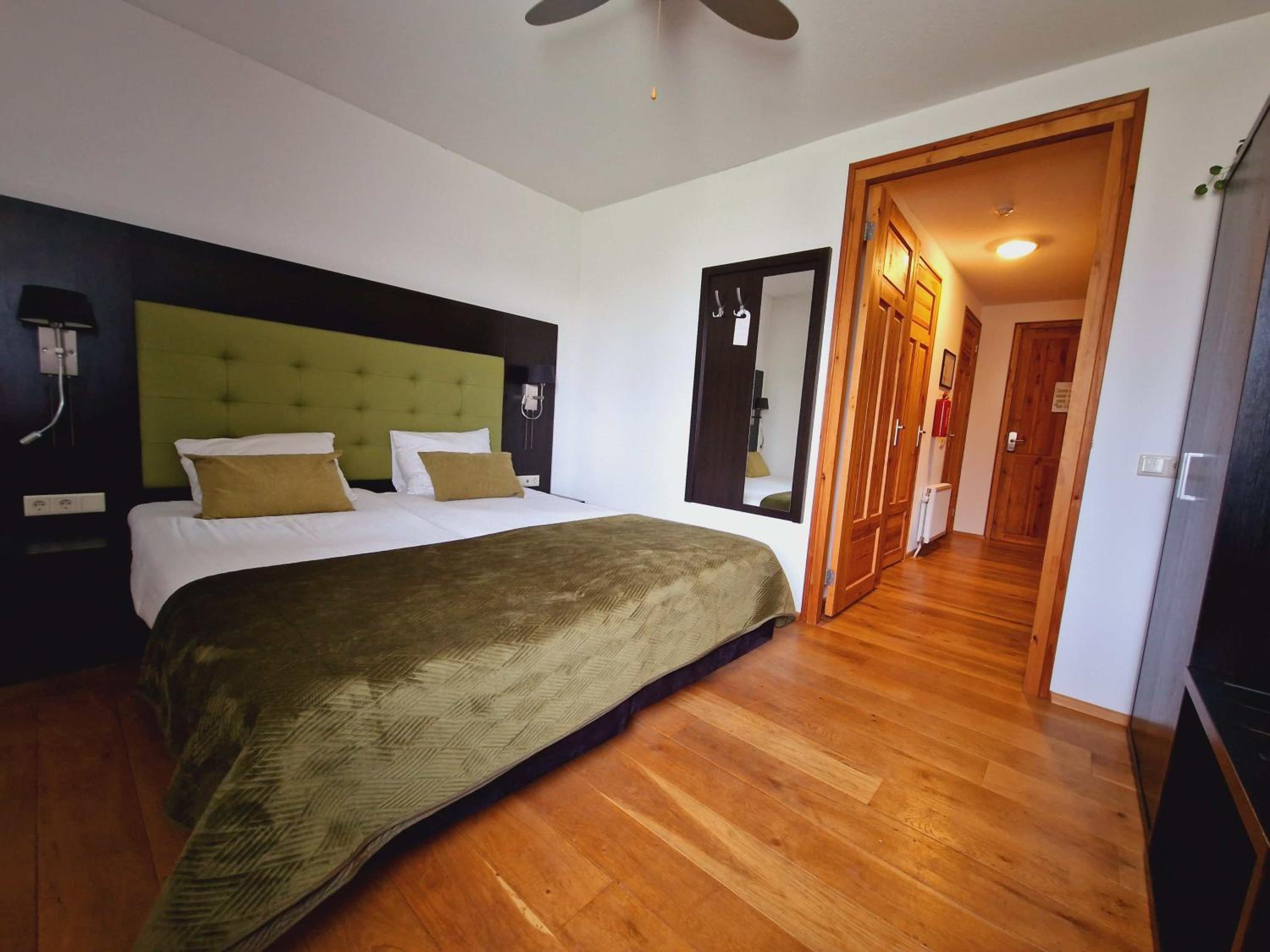Two-Bedroom Apartment - Photo 4