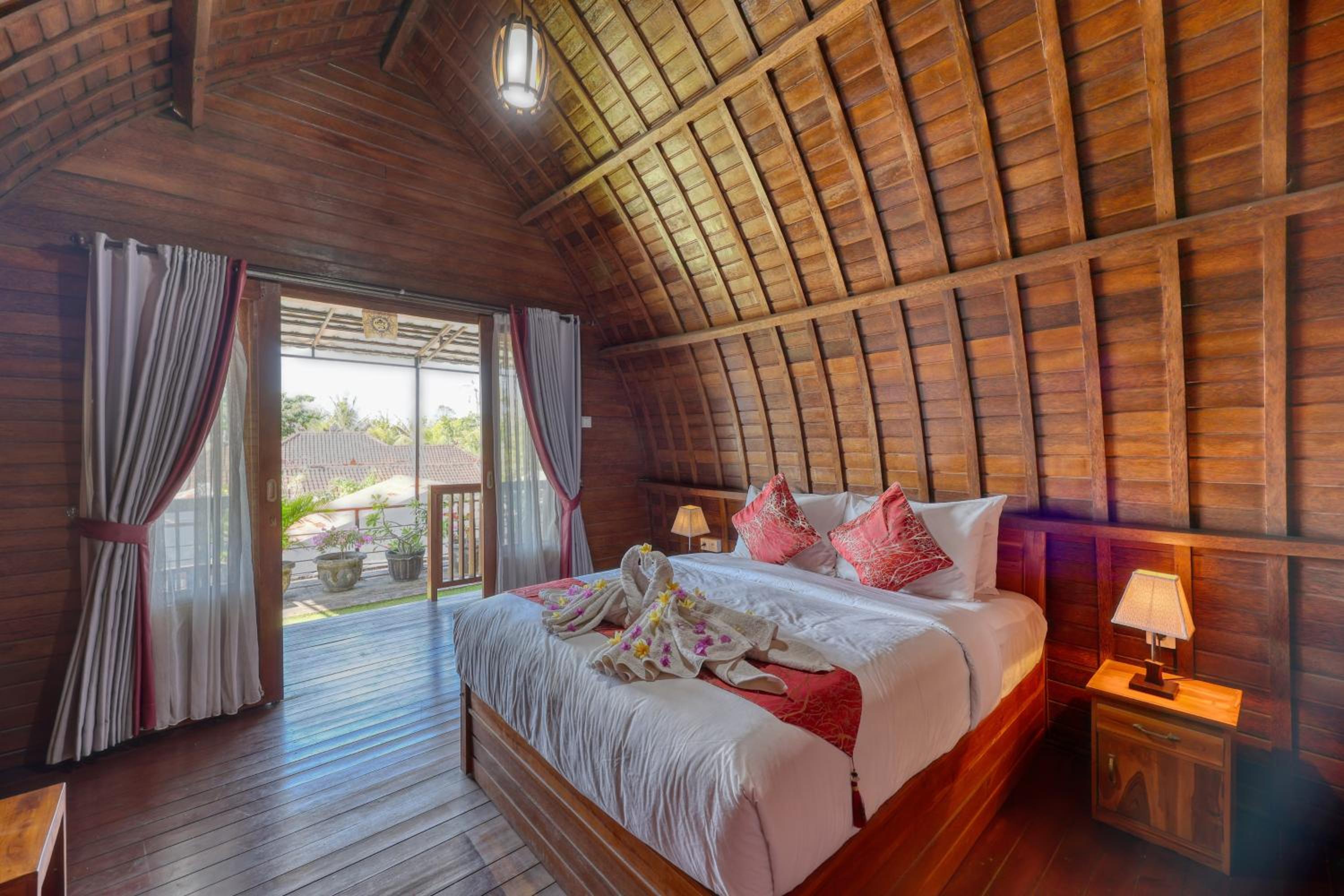Double Room with Balcony - Photo 14
