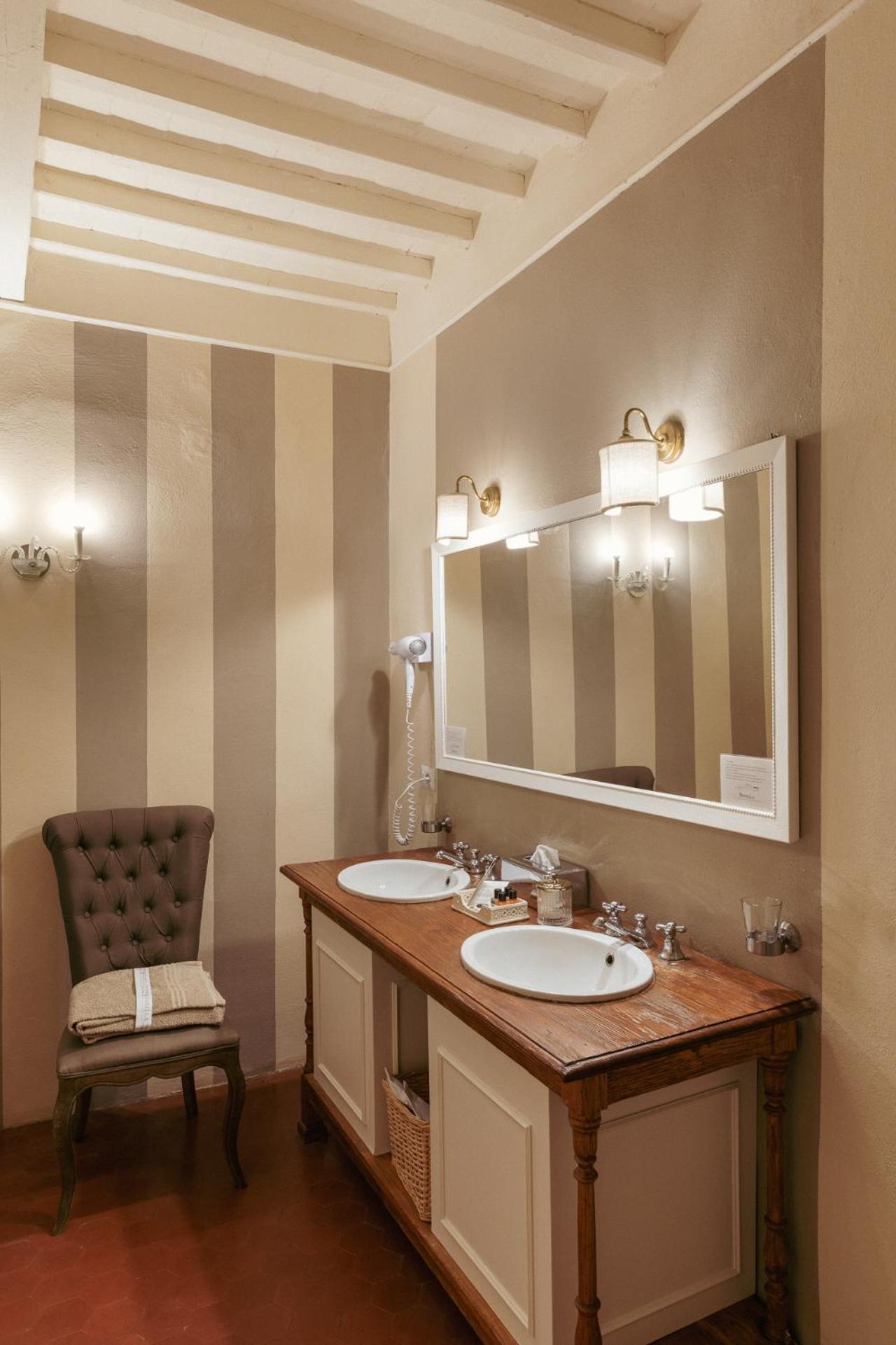 Junior Suite - Photo 10
