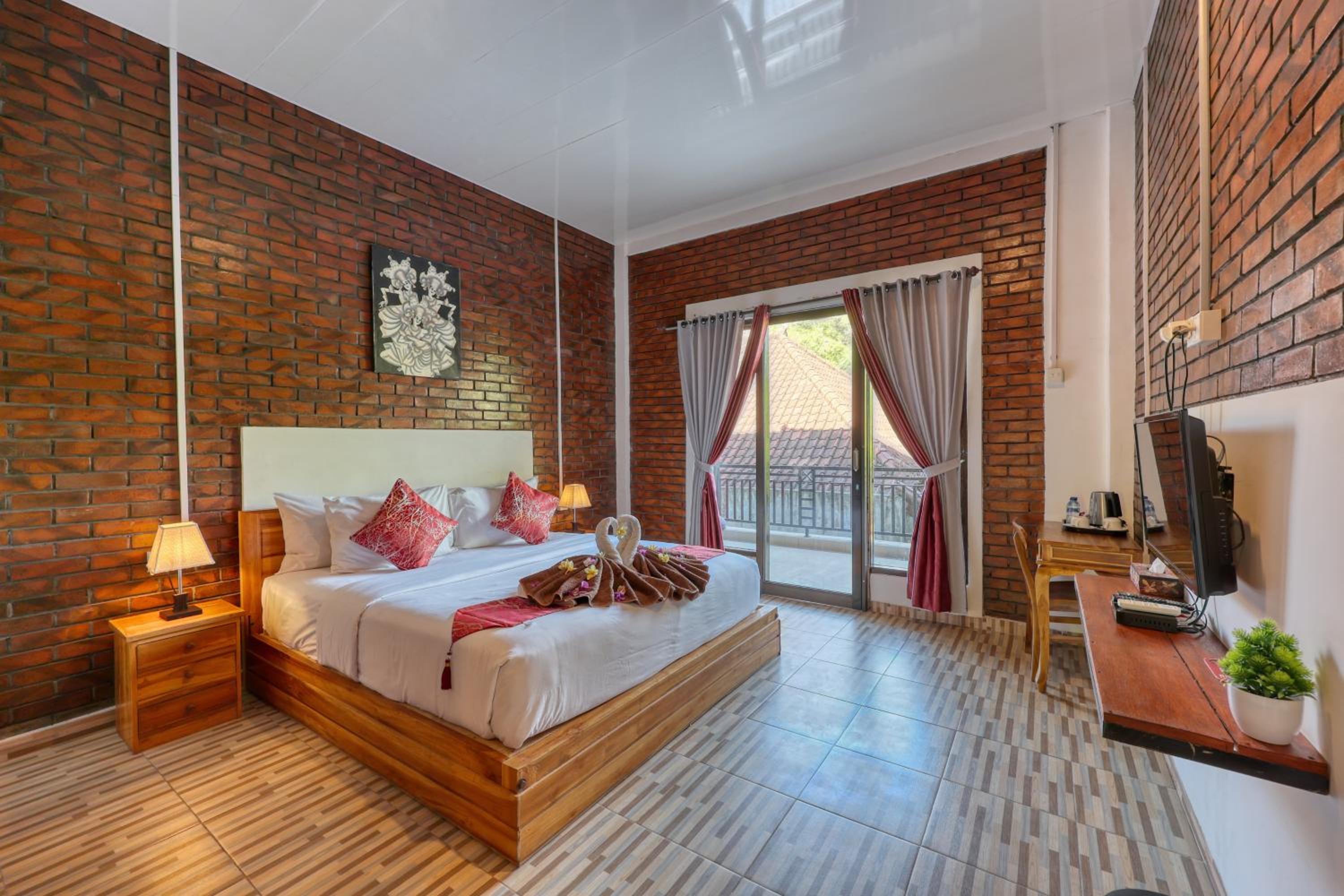 Deluxe Double Room - Photo 9