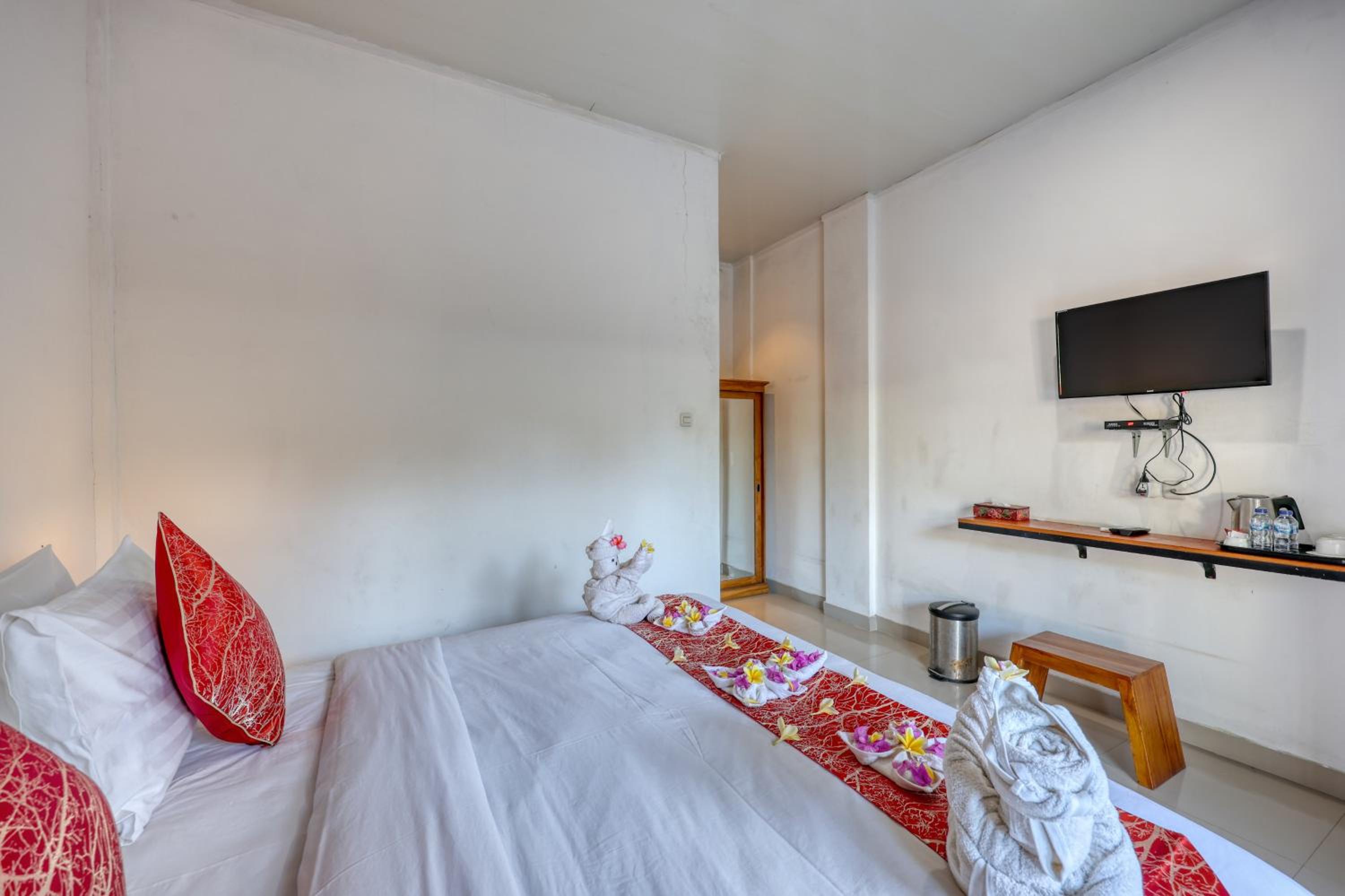 Double Room with Terrace - Photo 10