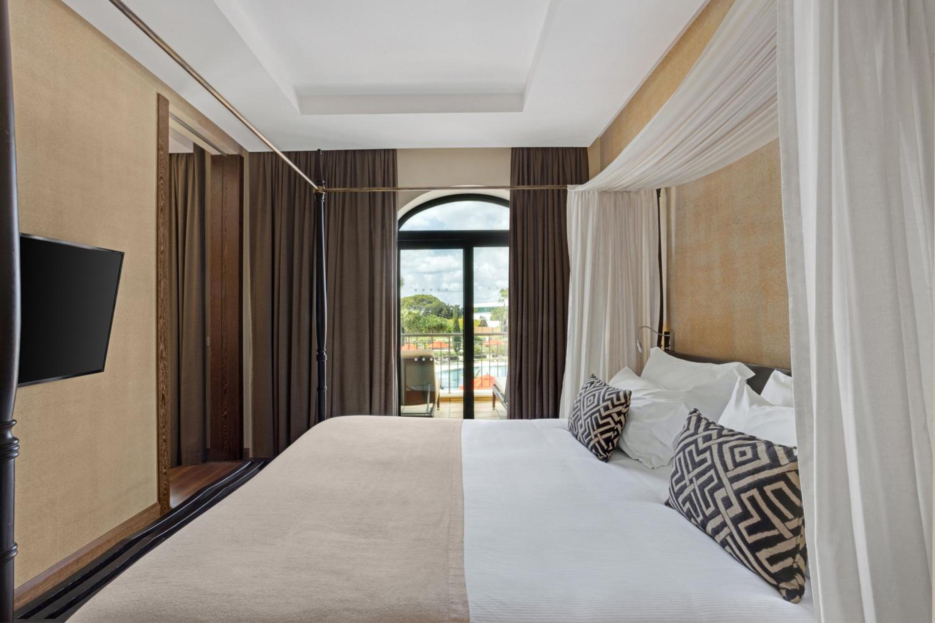 Suite with Sea View - Photo 8