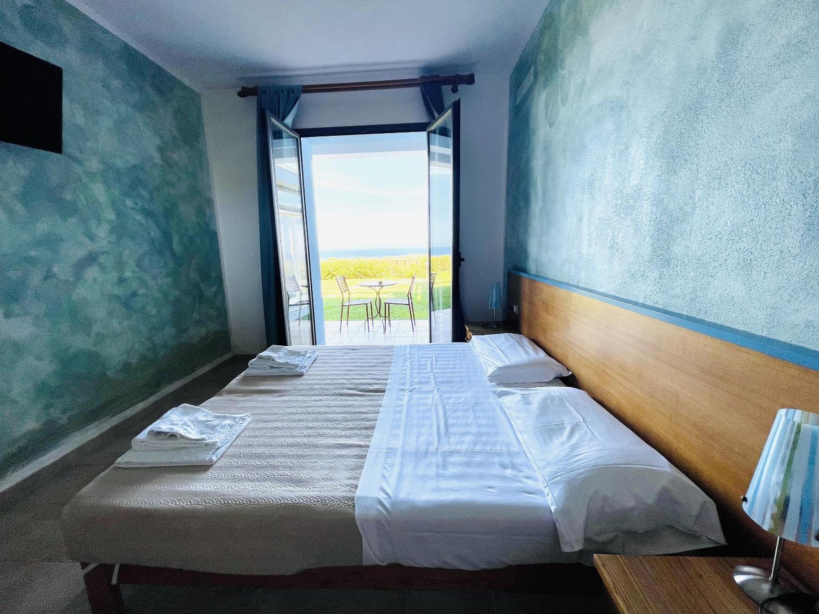 Double or Twin Room - Disability Access photo 1