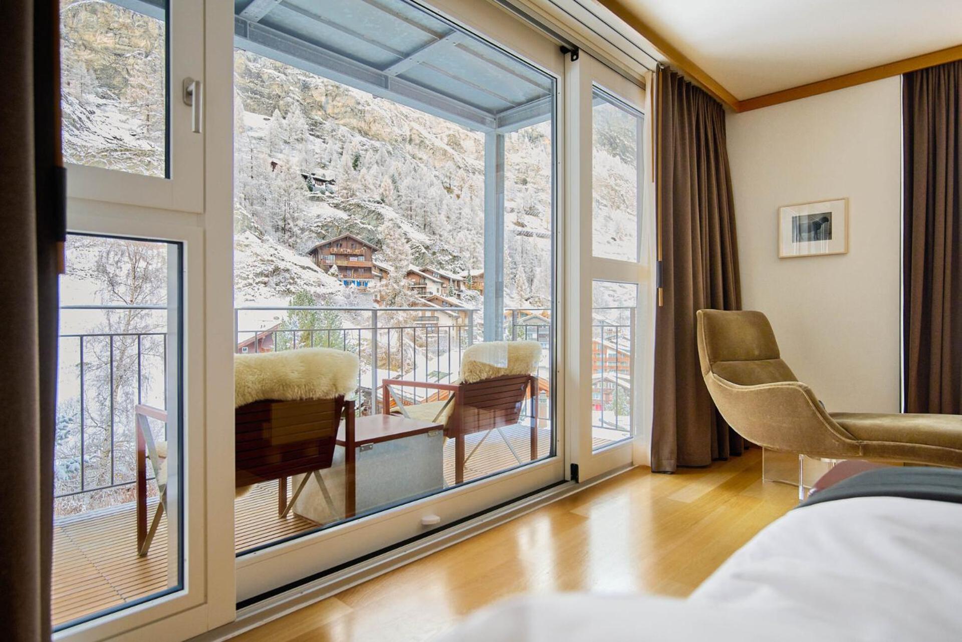 Double Room with Mountain View - Photo 2