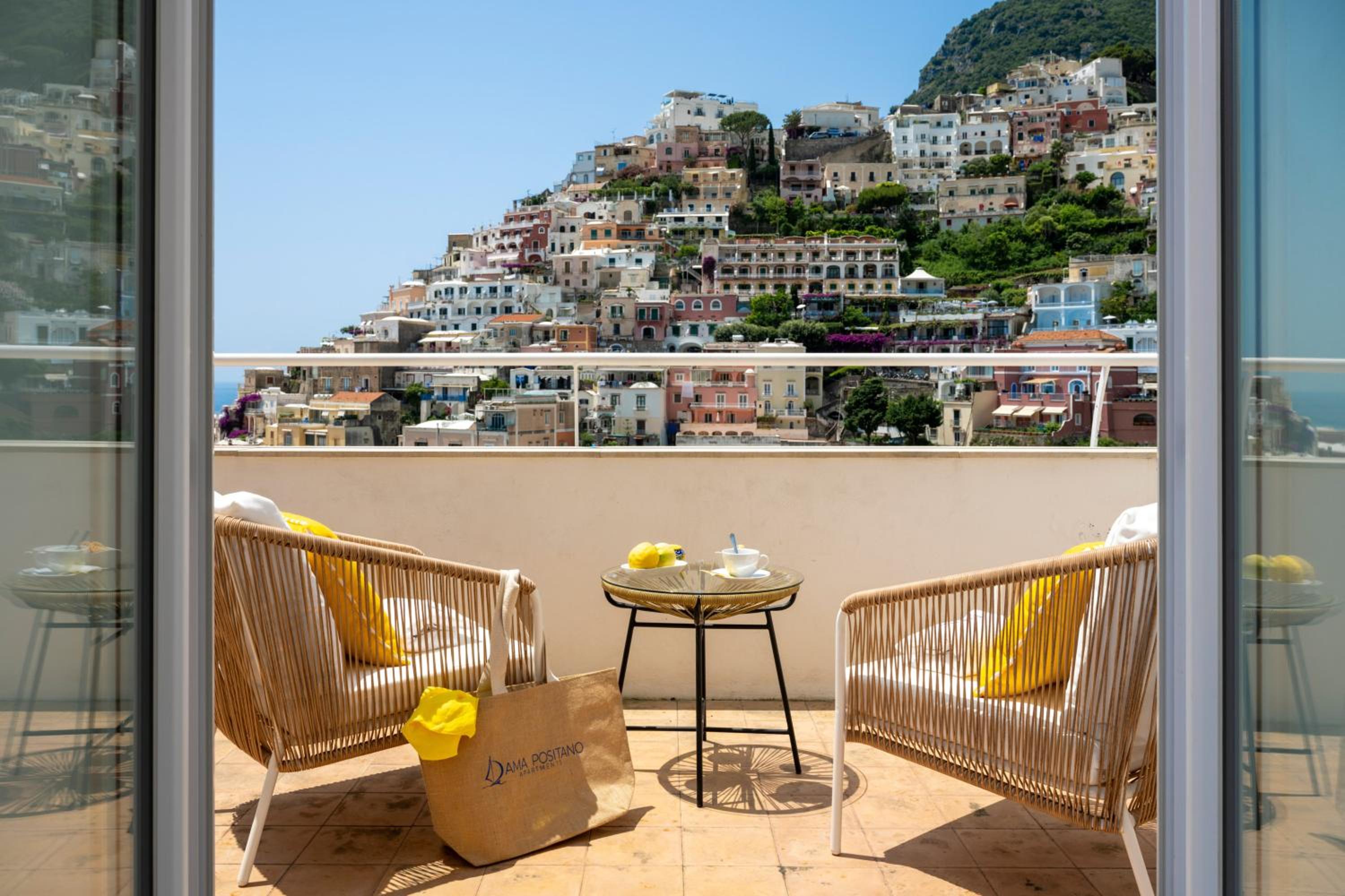Deluxe Double Room with Balcony and Sea View - Photo 3