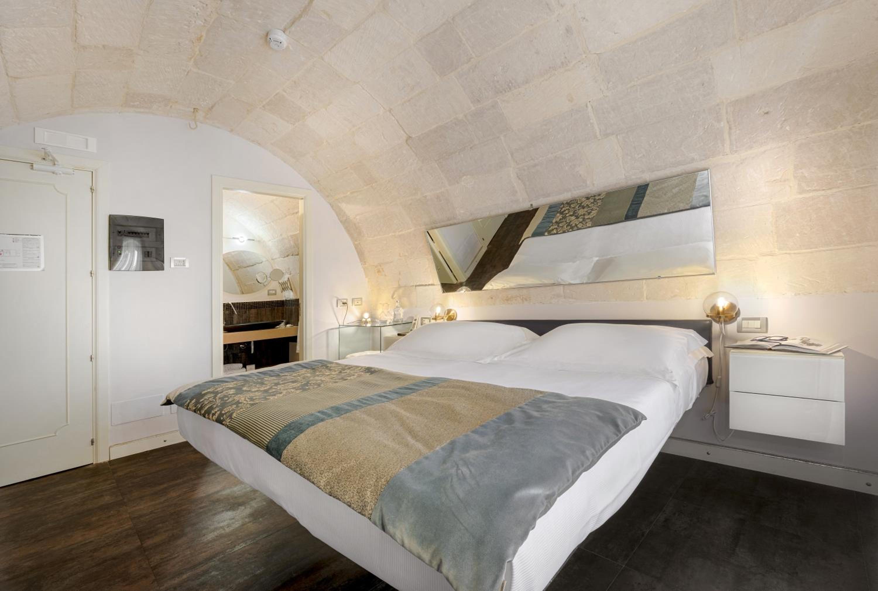 Classic Double Room - Photo 5