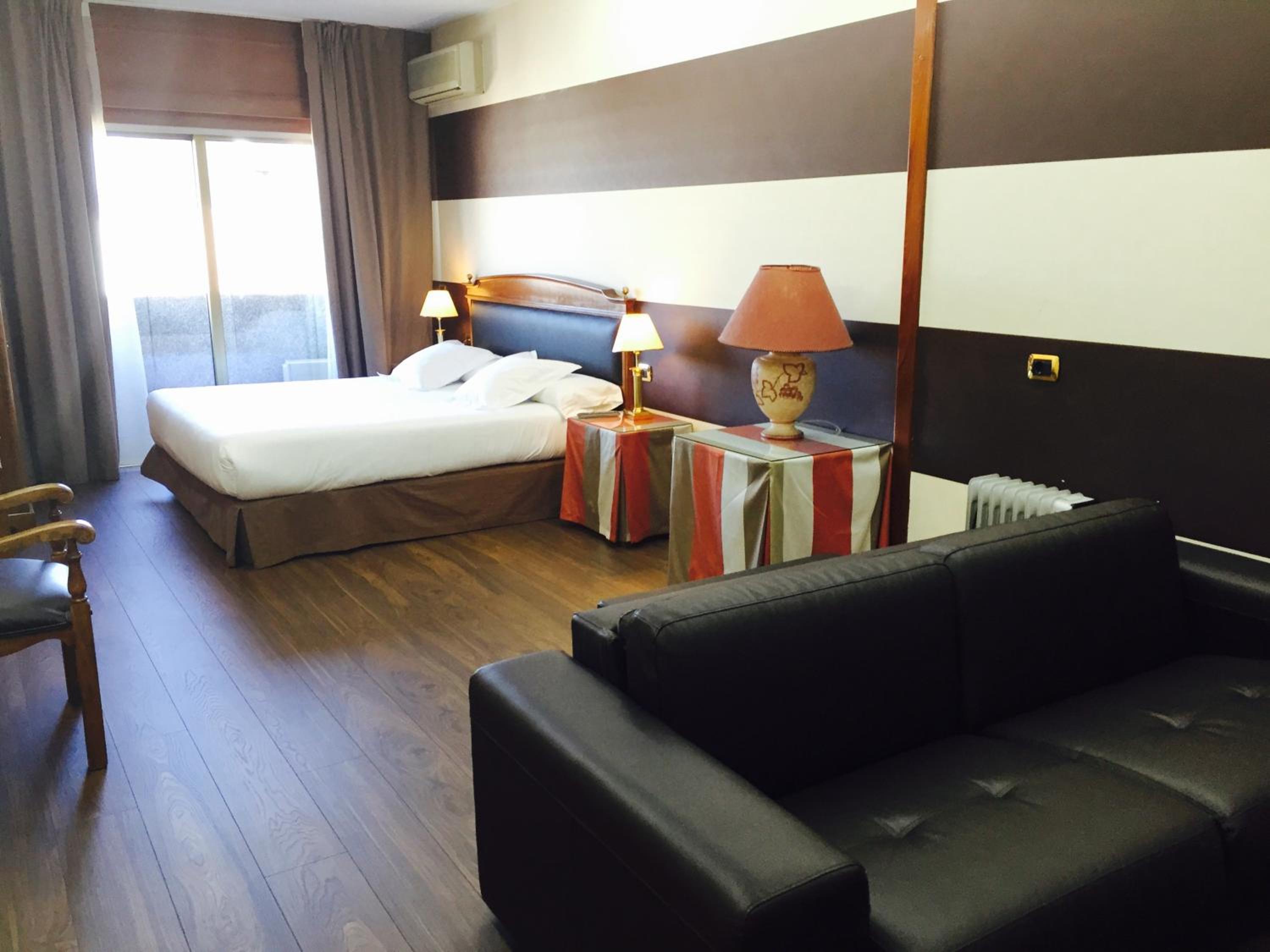 Quadruple Room - Photo 4