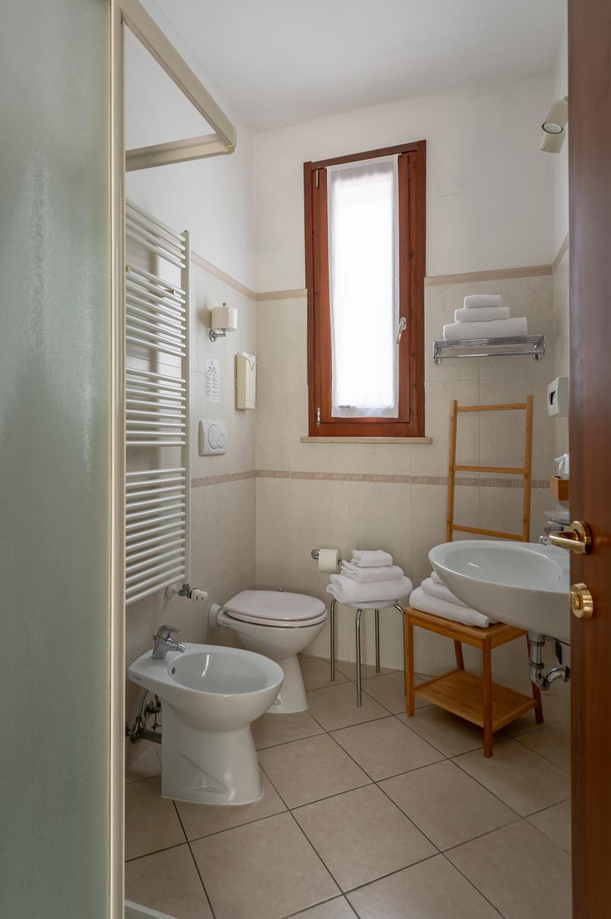 Economy Double or Twin Room - Photo 3