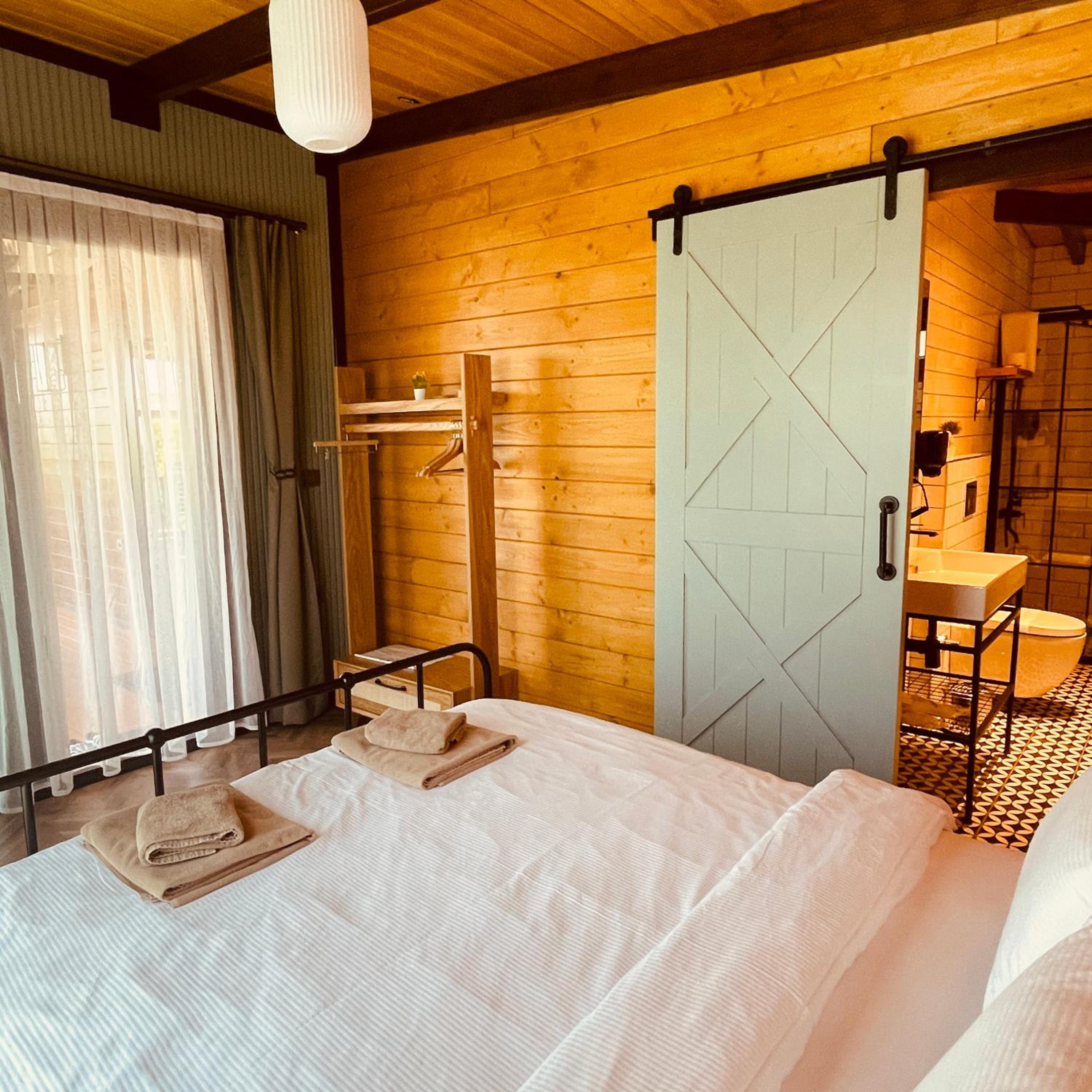 Two-Bedroom Chalet - Photo 8