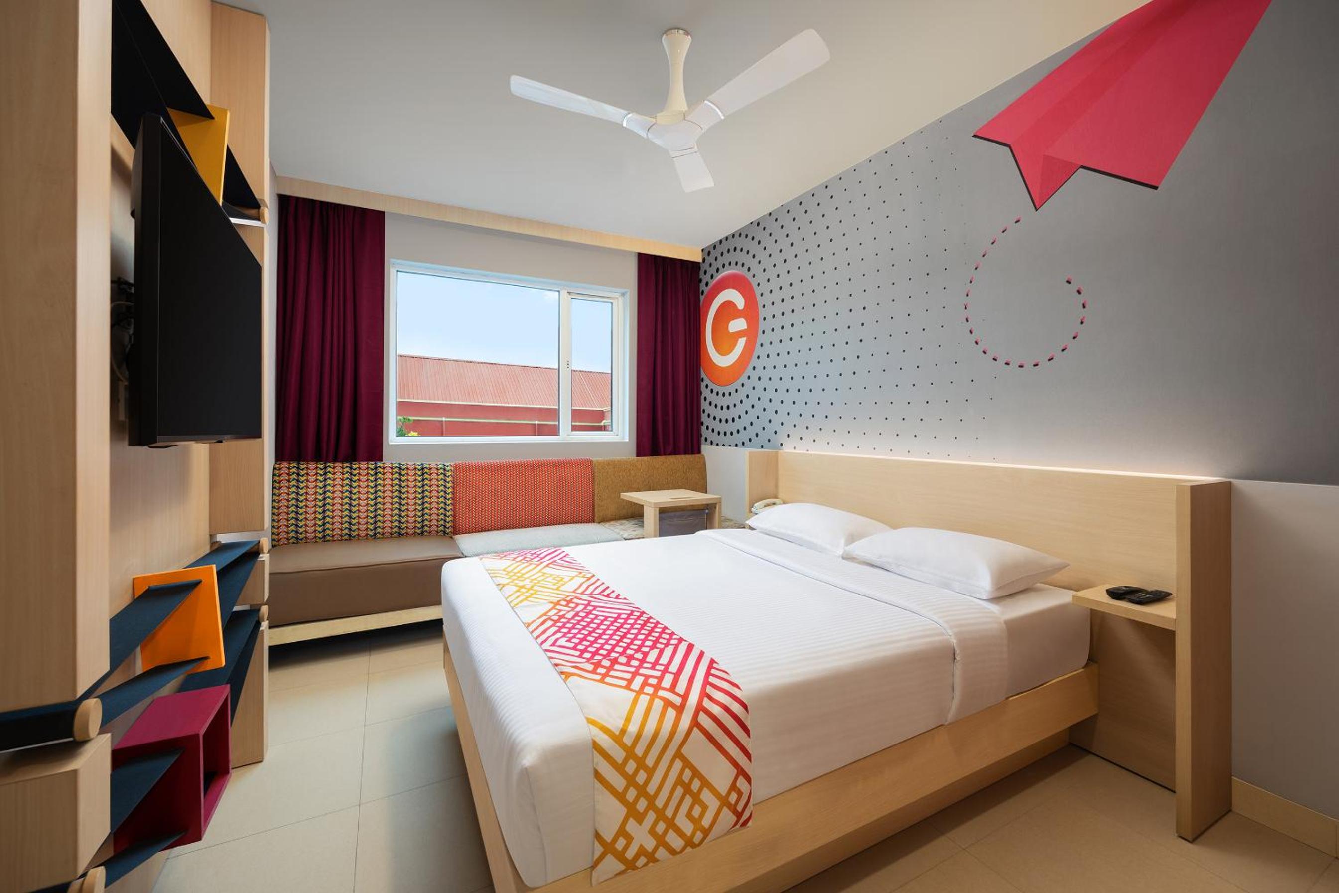 Luxe Queen Room  - Photo 3