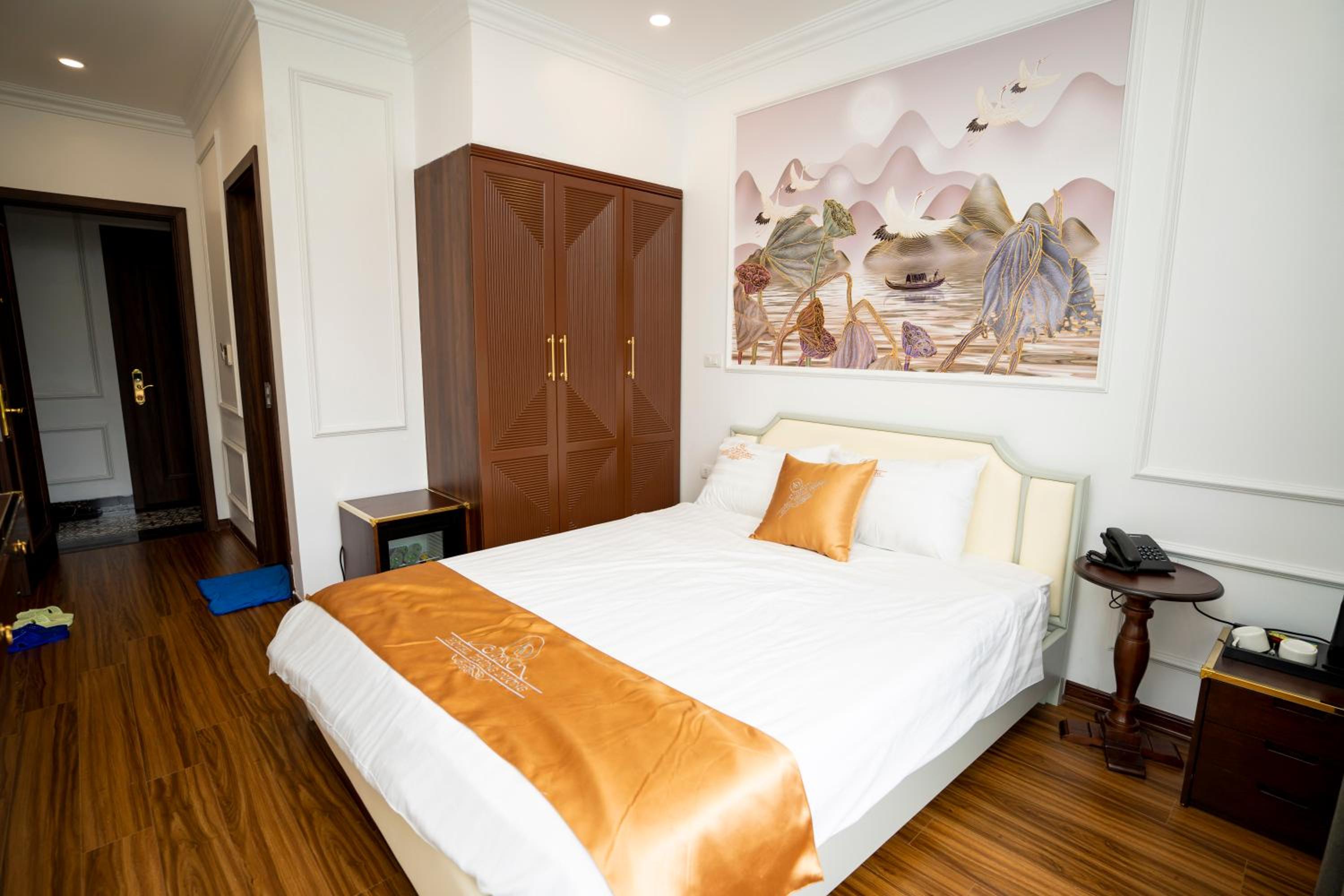 Standard King Room - Photo 3