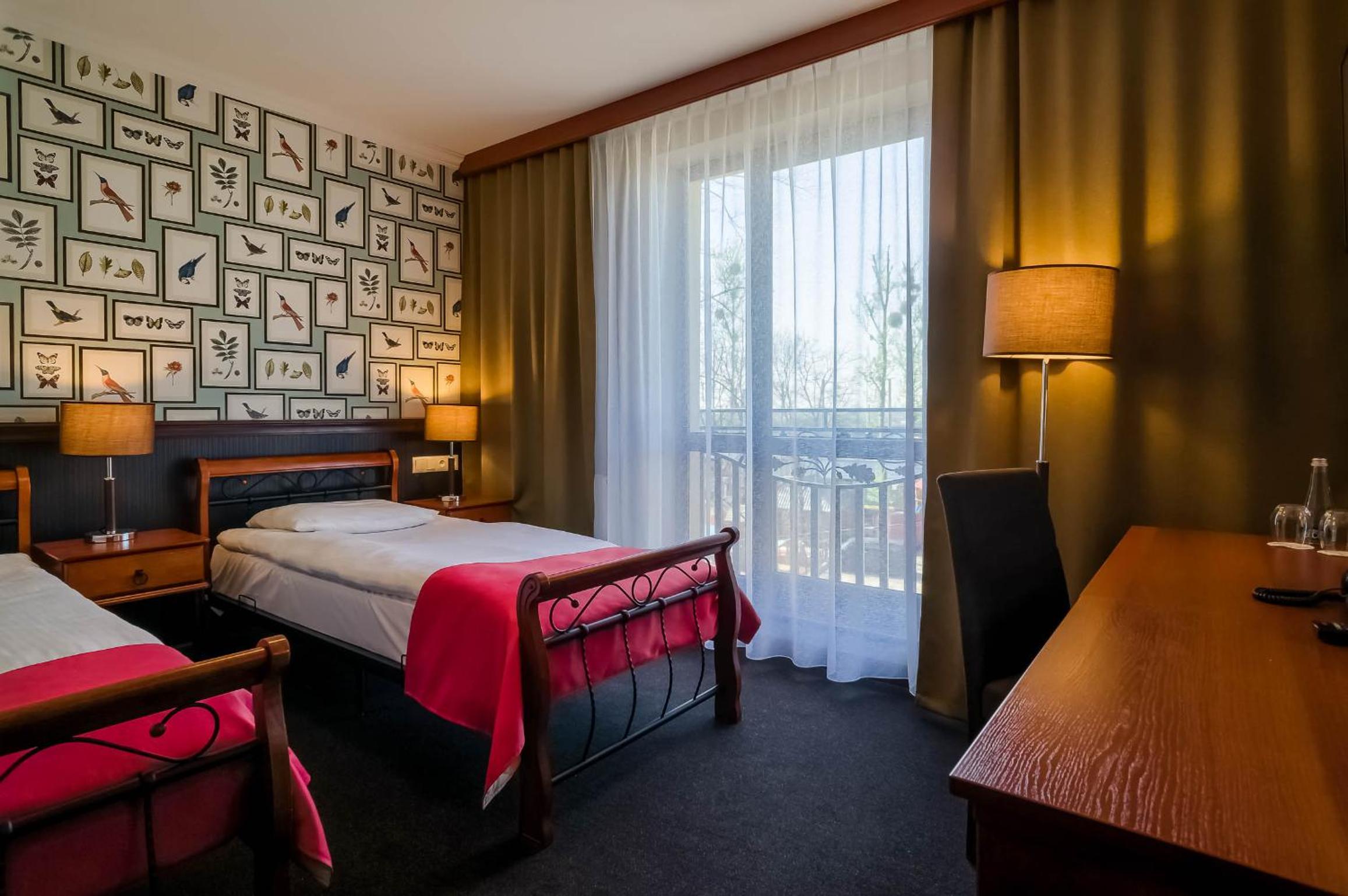 Standard Twin Room - Photo 4
