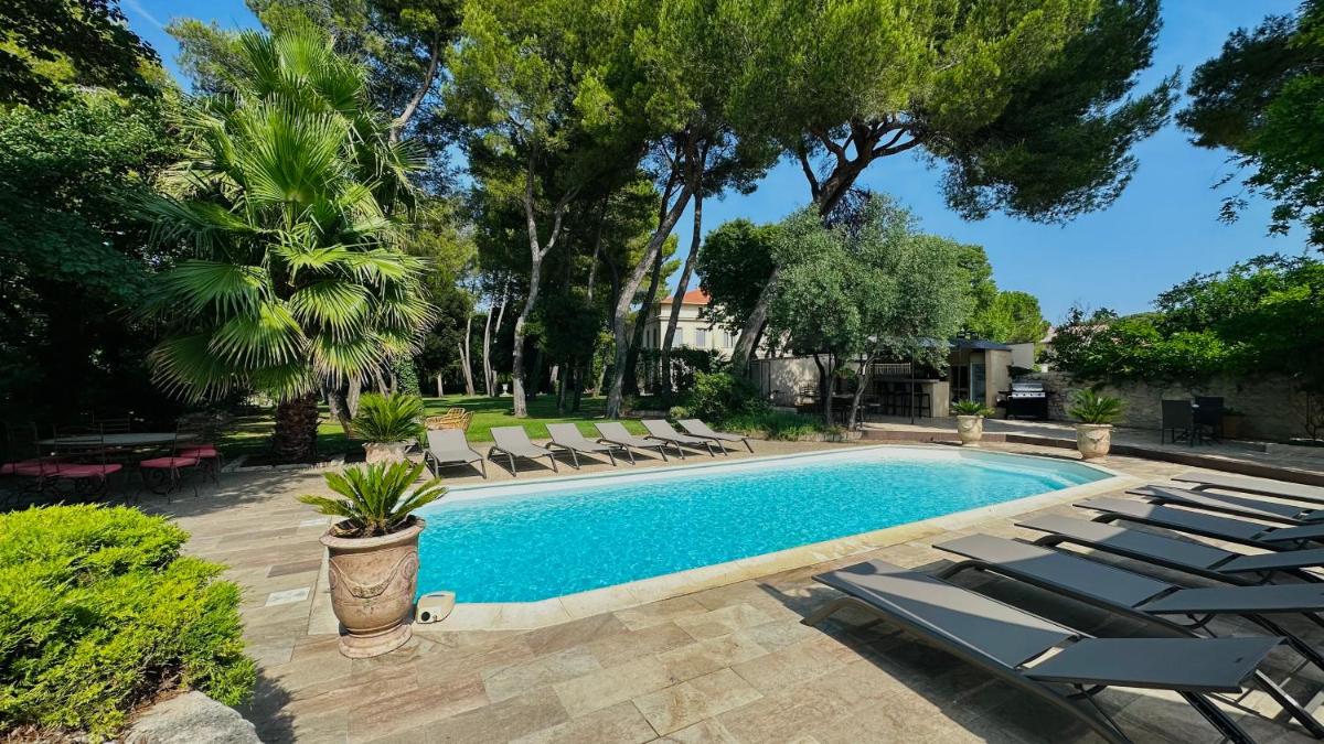 Villa with Private Pool photo 2