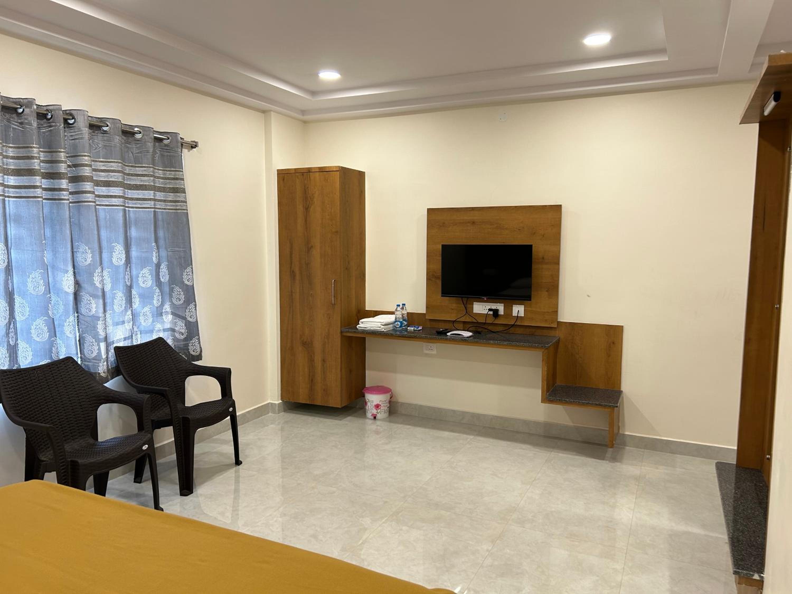 Deluxe Family Room photo 3