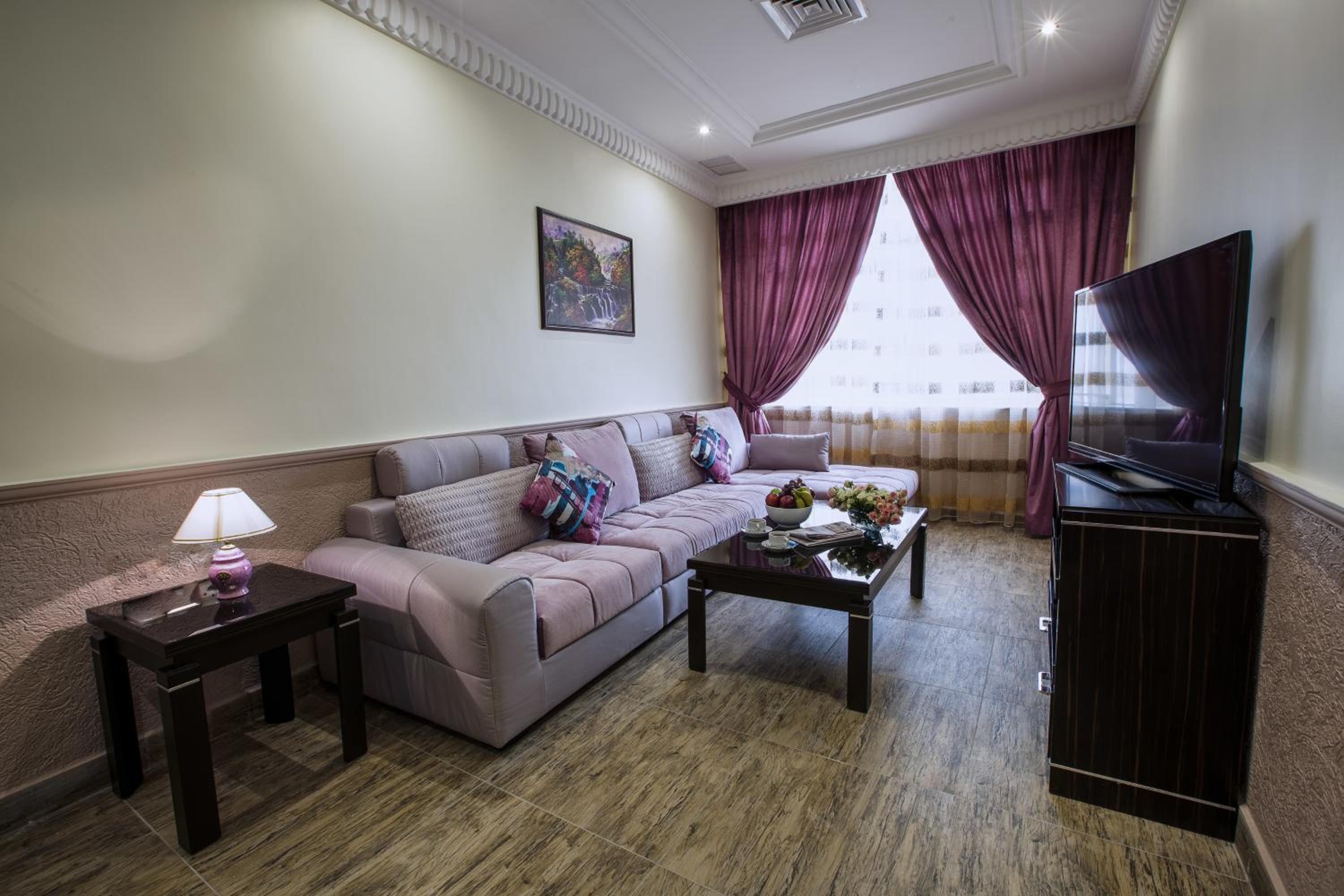 Royal Suite - Photo 10