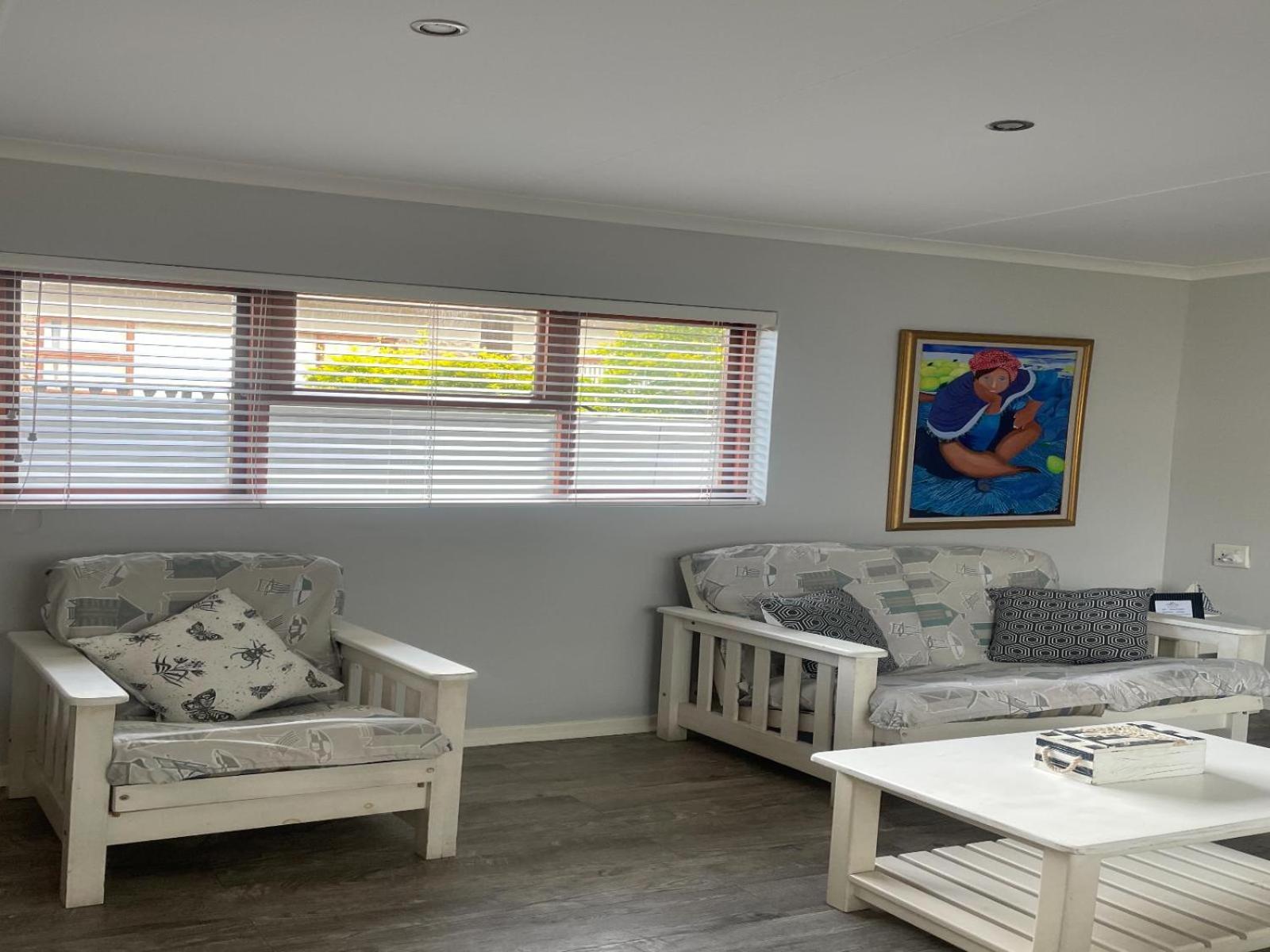Apartment with Mountain View - Photo 17