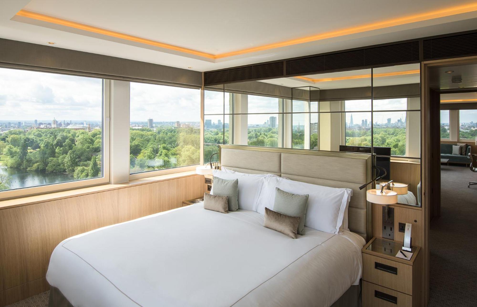 PARK SUITE